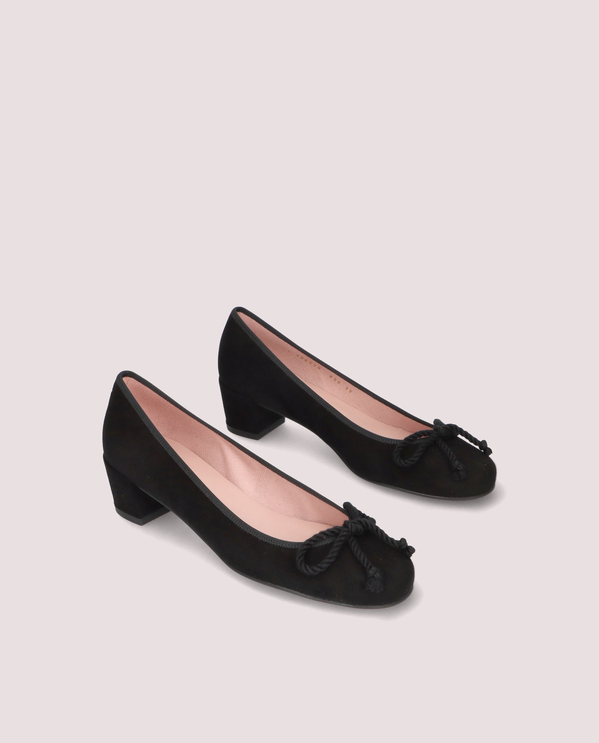 Imagen de Salon Joanna Negros Ante por PrettyBallerinas