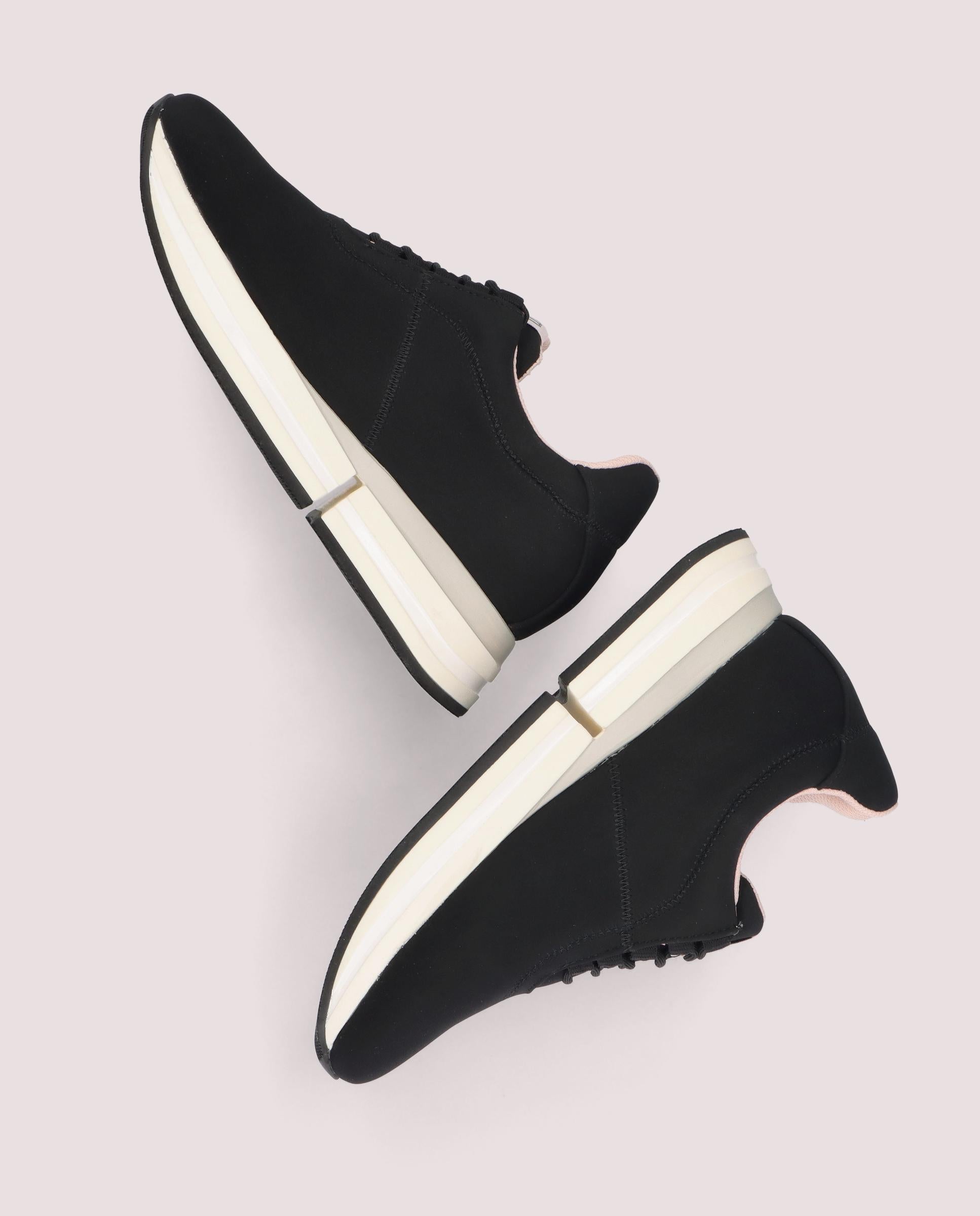 Deportivos Christy Negros Tejidos