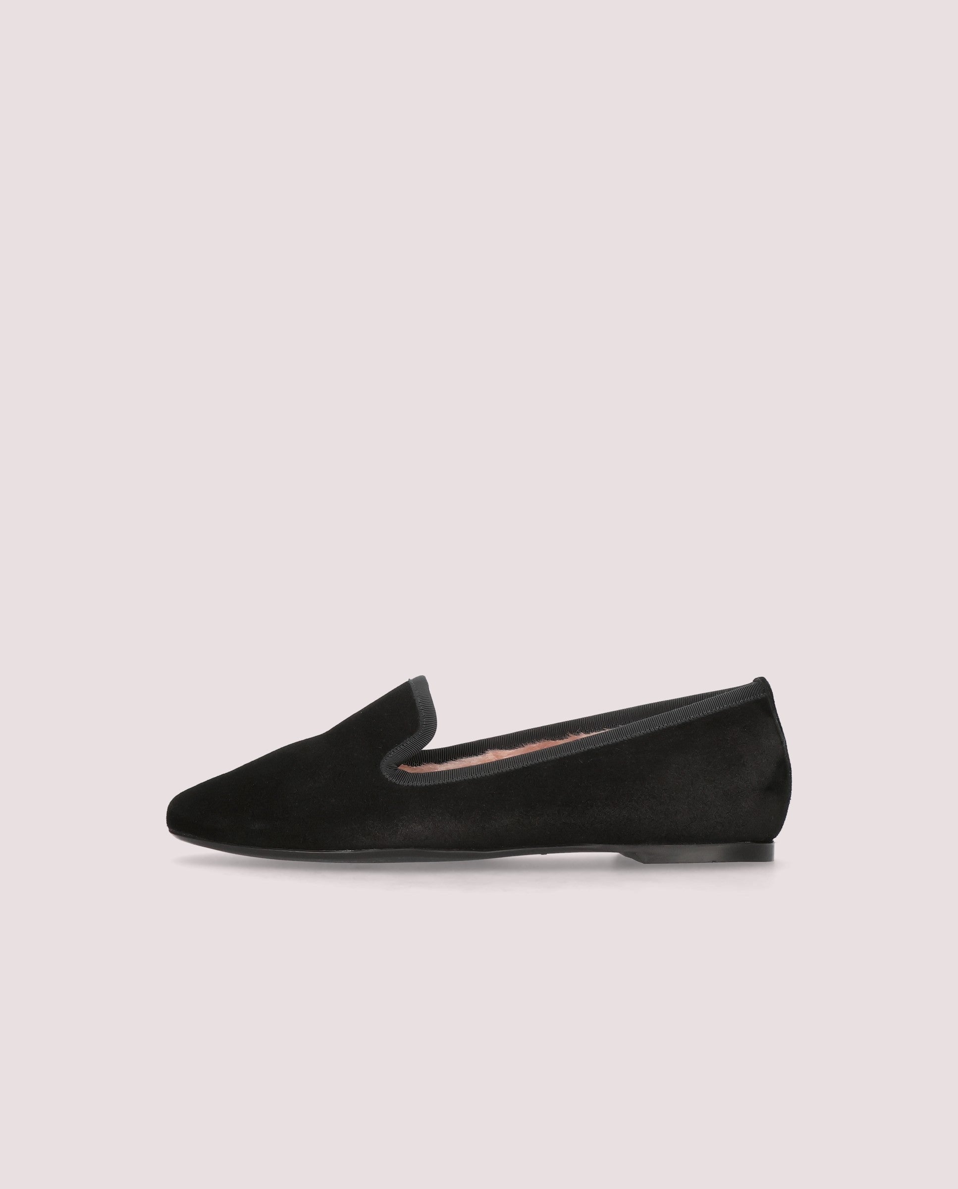 Faye loafer in black suede