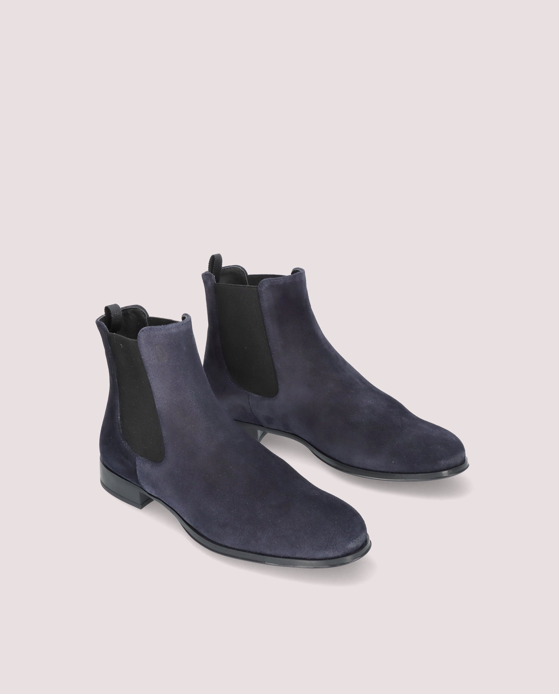 Imagen de Botines Pat en ante azul marino por PrettyBallerinas