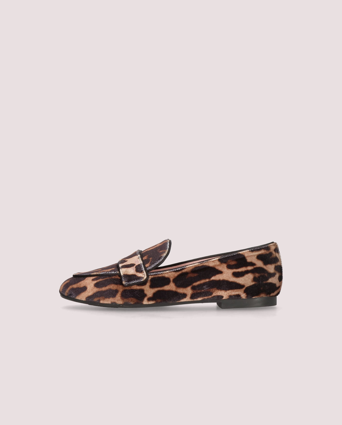 Loafer Carla in leopard printed velvet