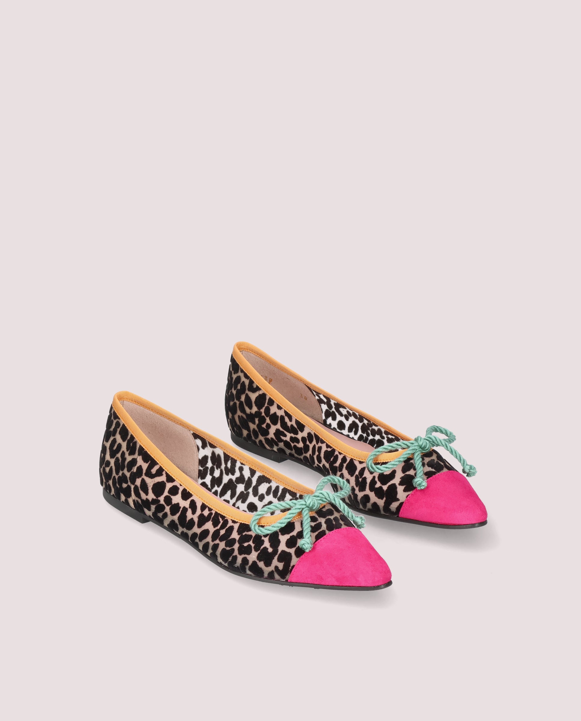 Tyra ballerina in leopard printed mesh