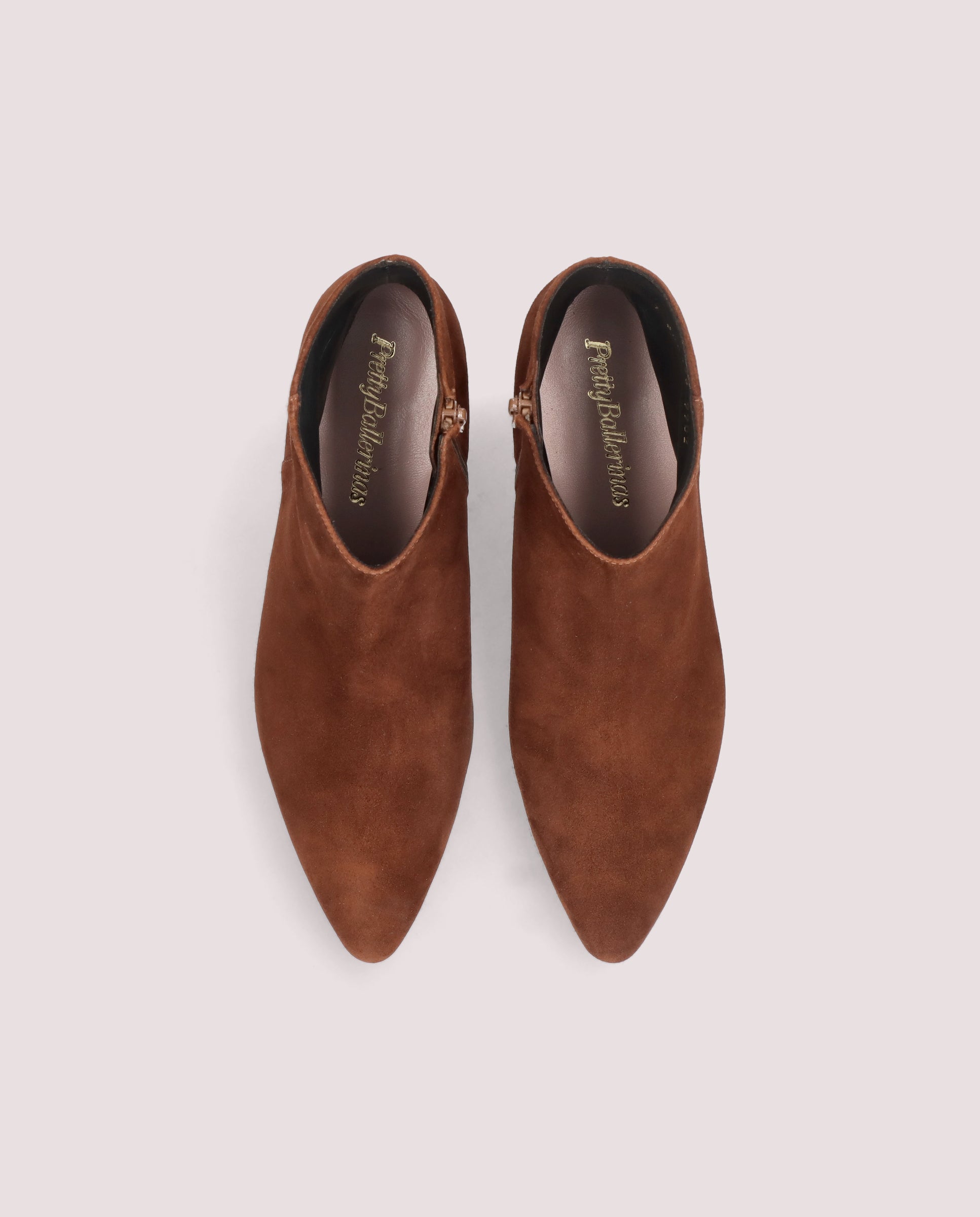 Vista alternativa de Botas de camurça Robin Brown até ao tornozelo por PrettyBallerinas