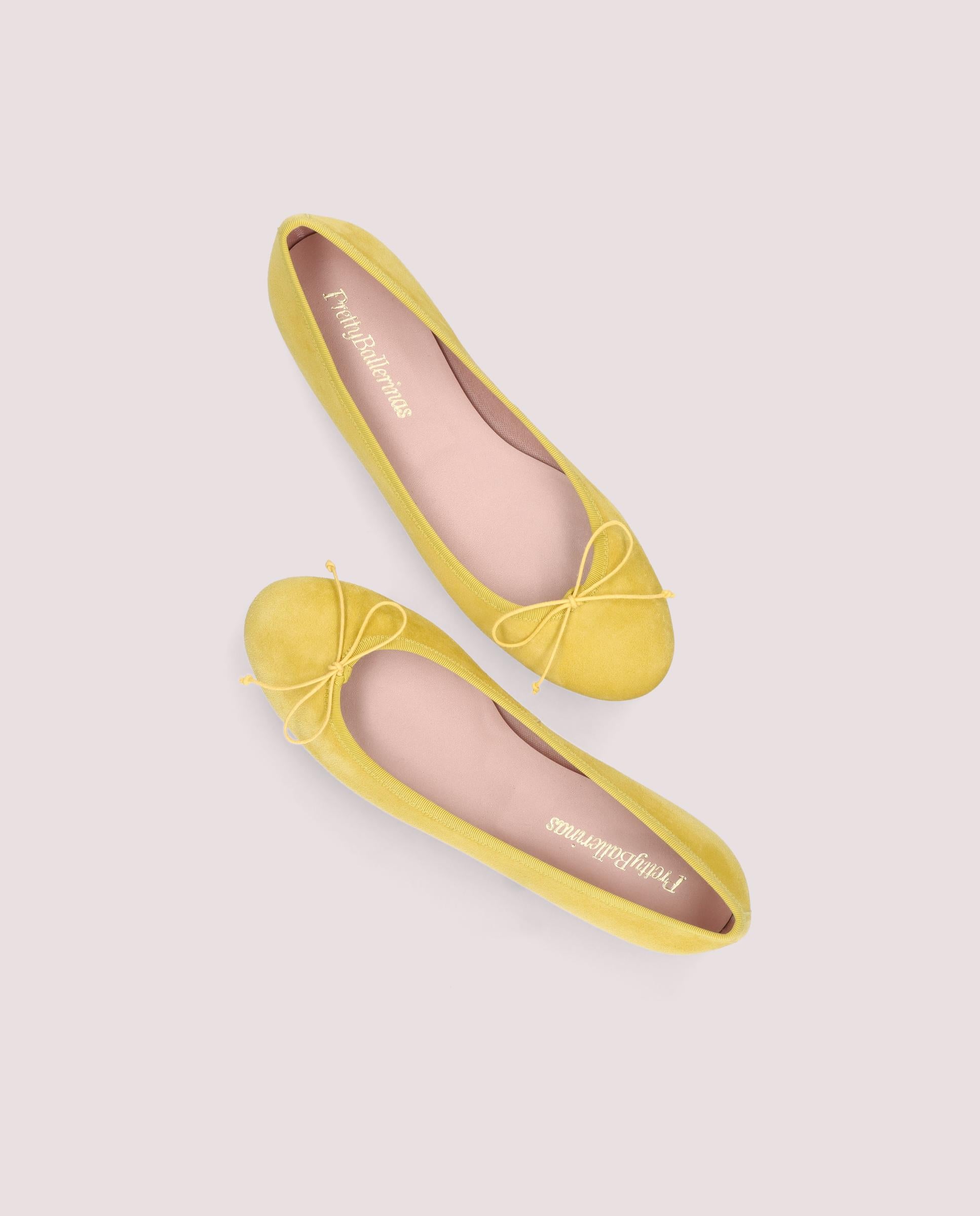 Nicole ballerina in soft yellow suede