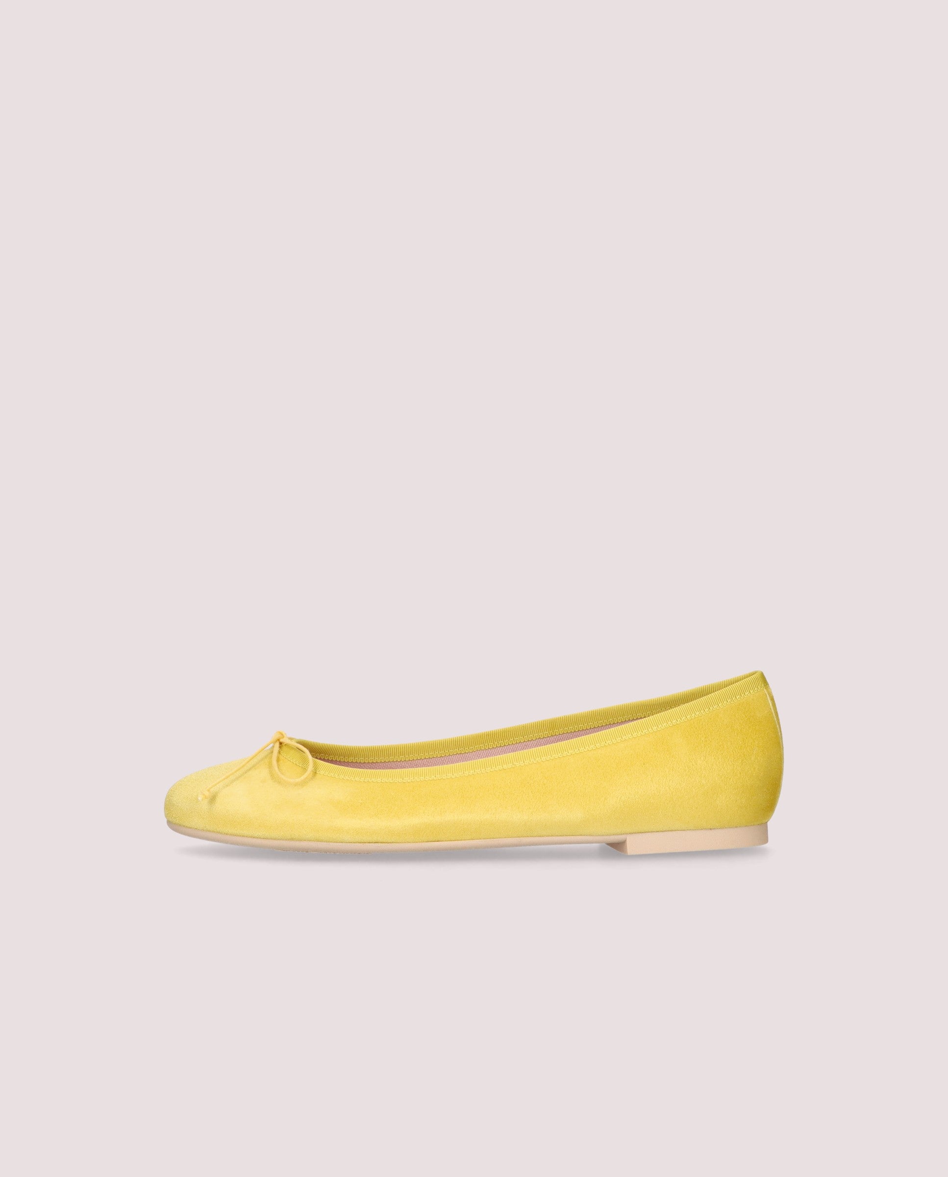 Nicole ballerina in soft yellow suede