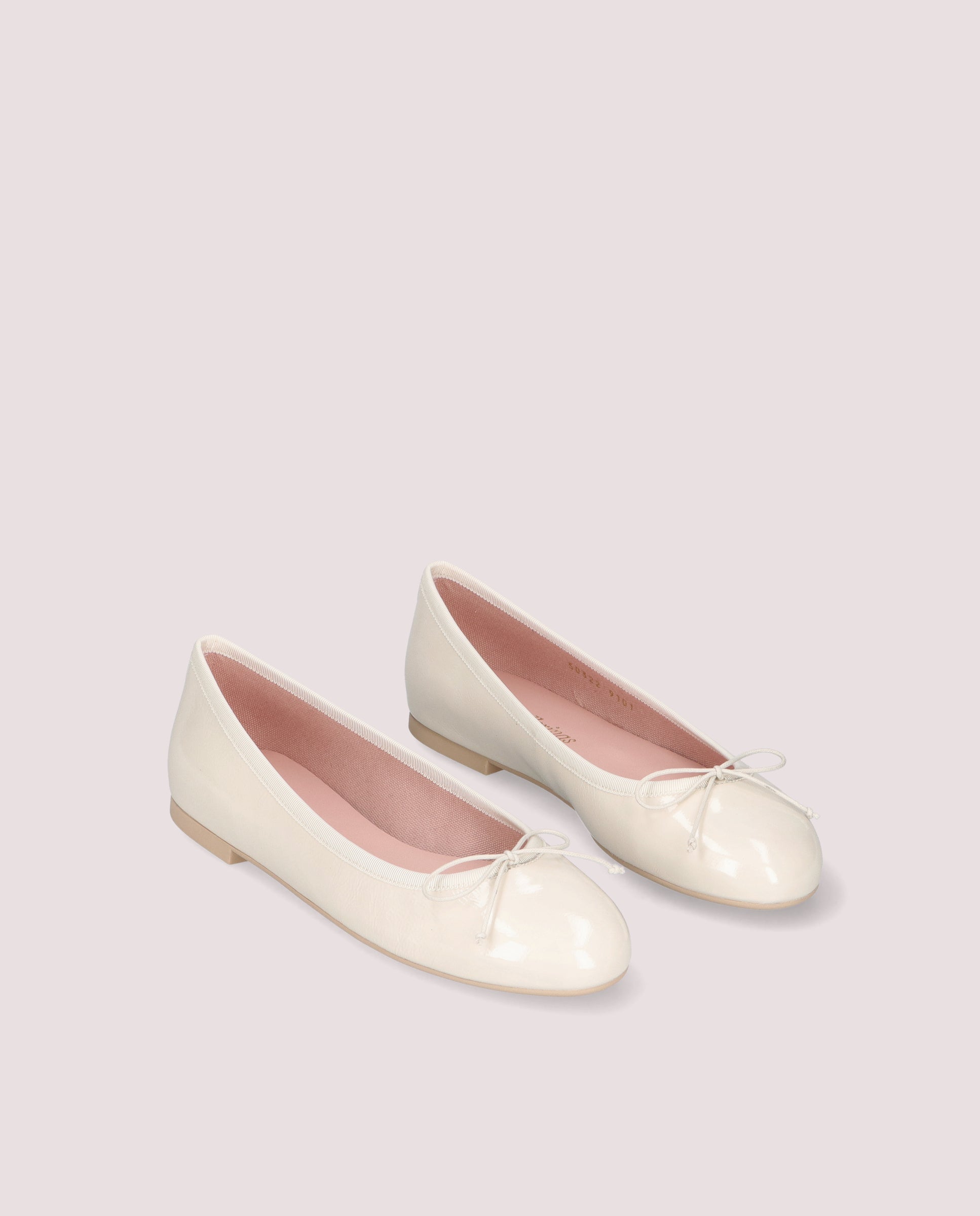 Imagen de Bailarinas Nicole Blancos Charol por PrettyBallerinas