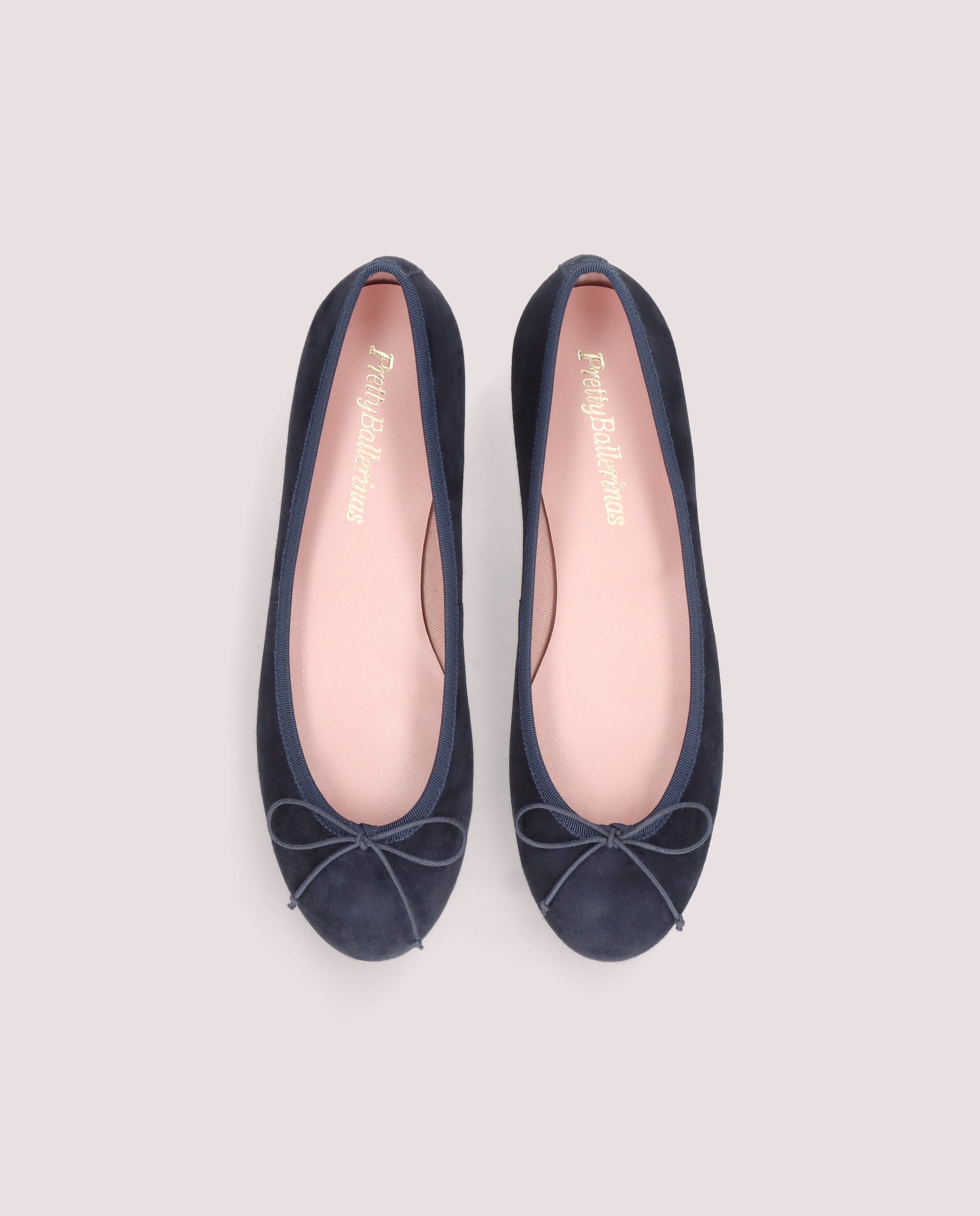 Vue alternative de Ballerines en daim bleu Nicole par PrettyBallerinas