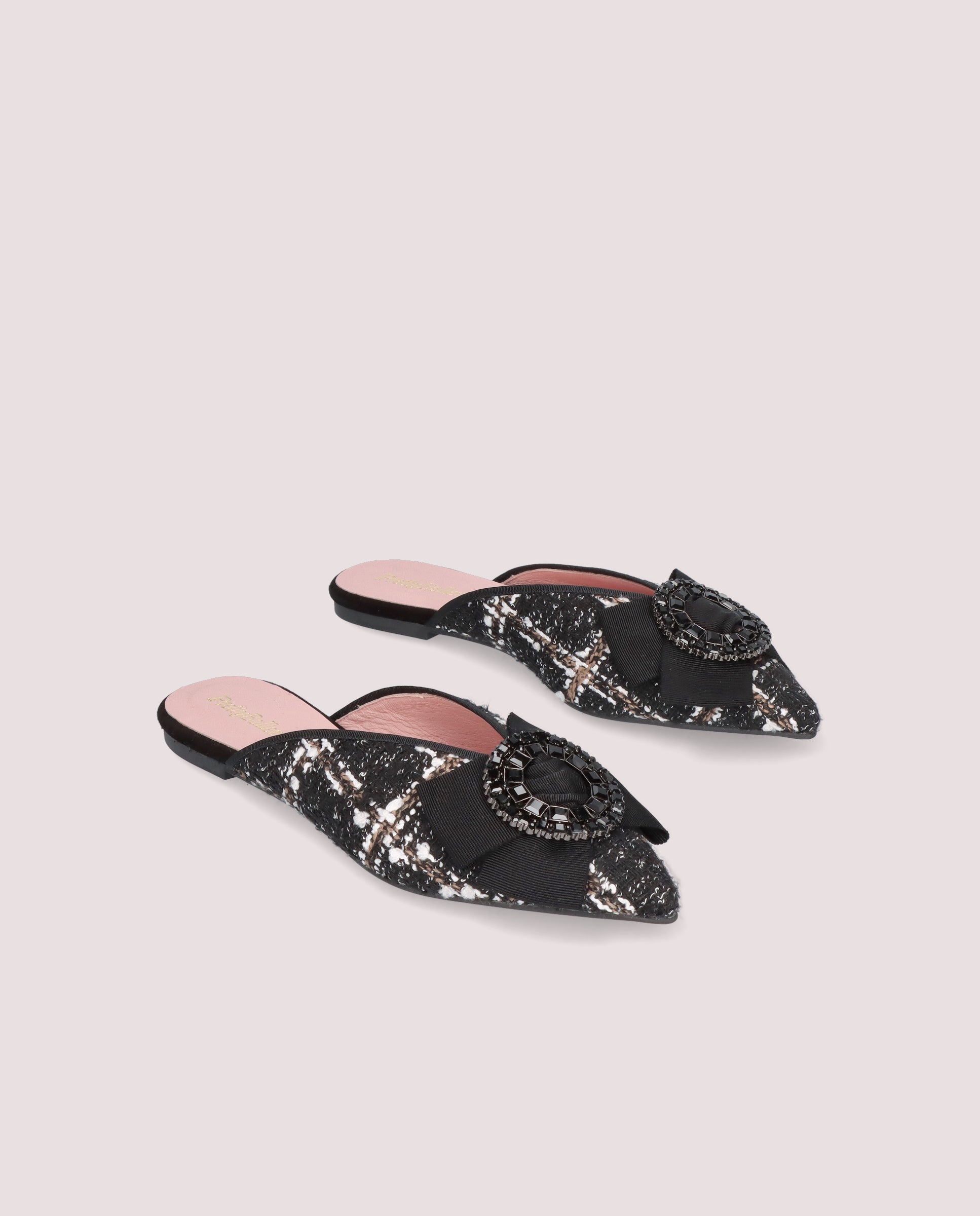 Imagen de Mules Ella Negros Tejidos por PrettyBallerinas