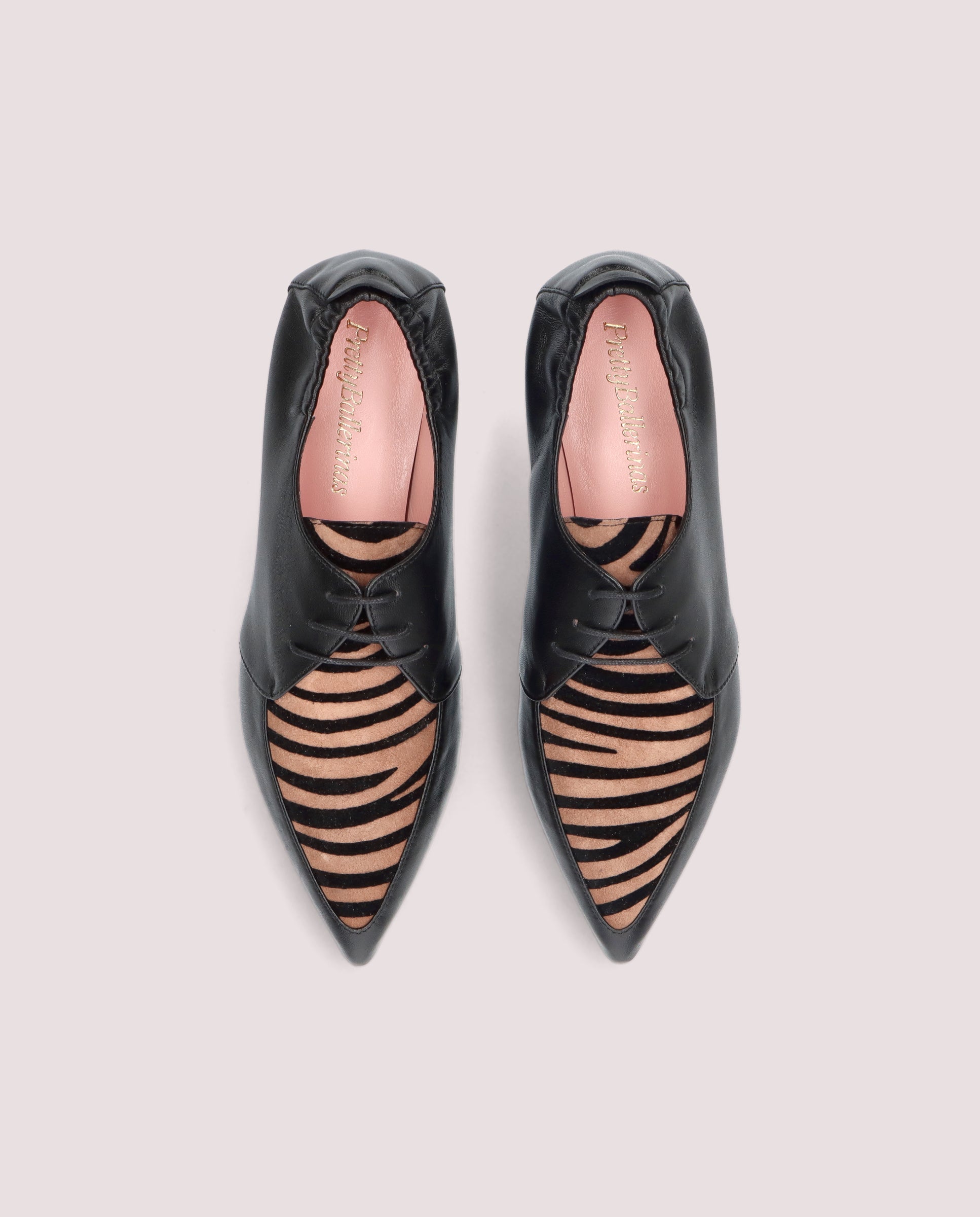 Vista alternativa de Zapatos Acordonados Clementine Negros Piel por PrettyBallerinas