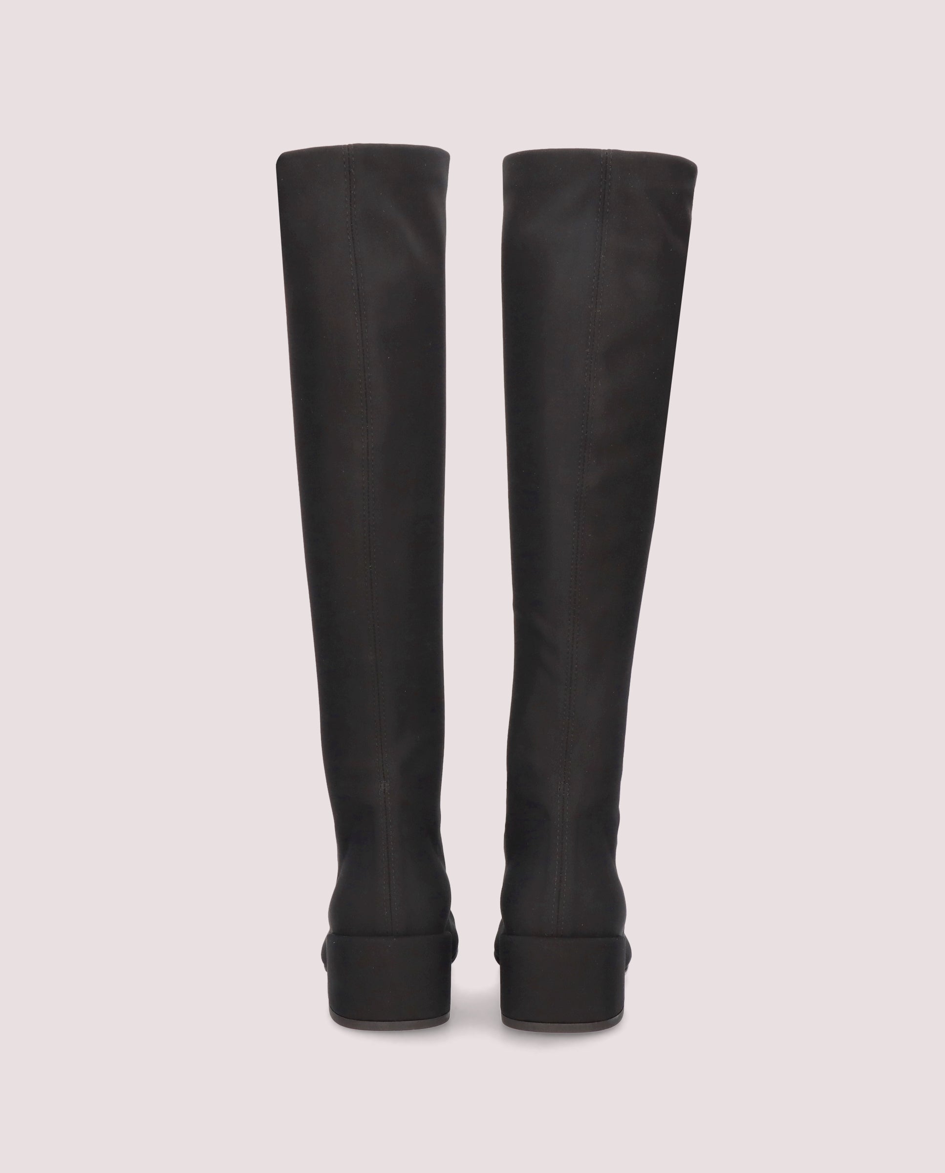 Vista alternativa de Botas Jendayi Negros Tejidos por PrettyBallerinas