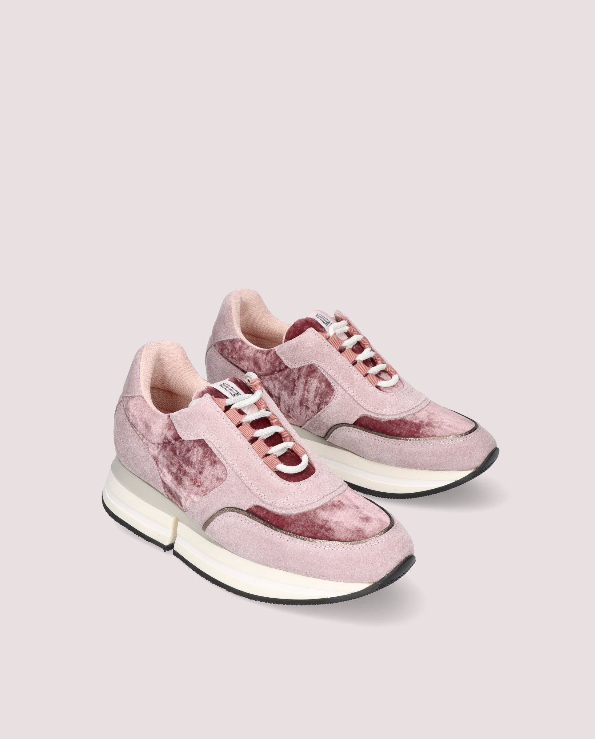 Imagen de Deportivos Christy Rosas Ante por PrettyBallerinas