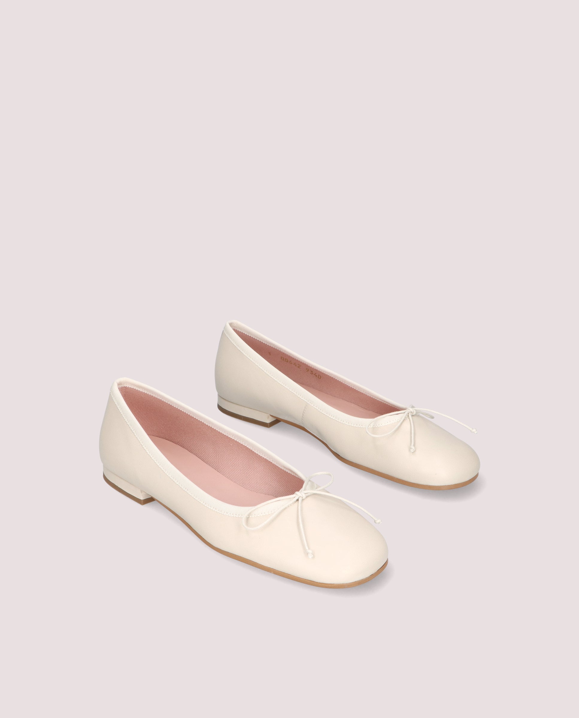 Bild von Bailarinas Jean Blancos Piel von PrettyBallerinas