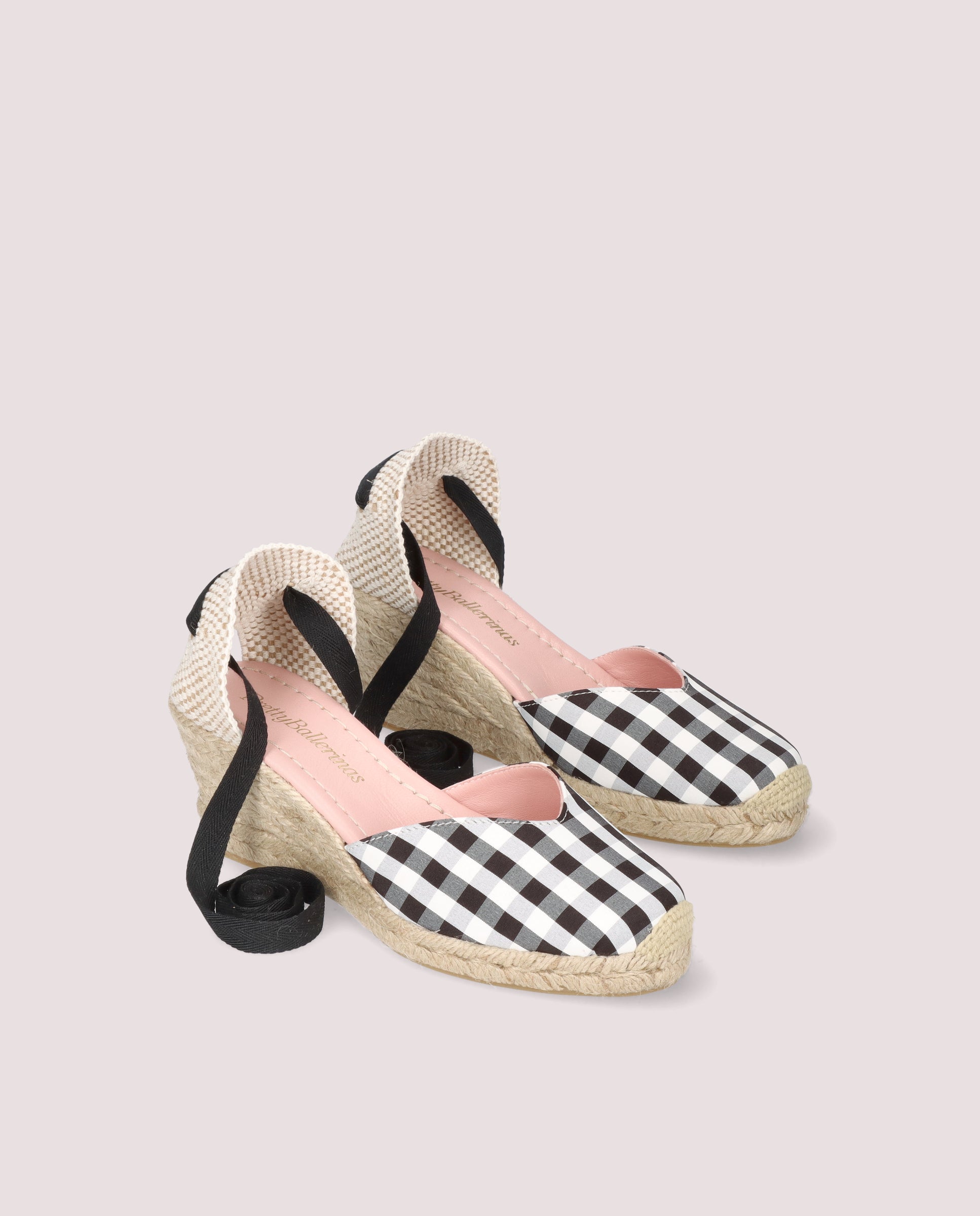 Imagen de Alpargatas Esparto Deborah Negros Tejidos por PrettyBallerinas