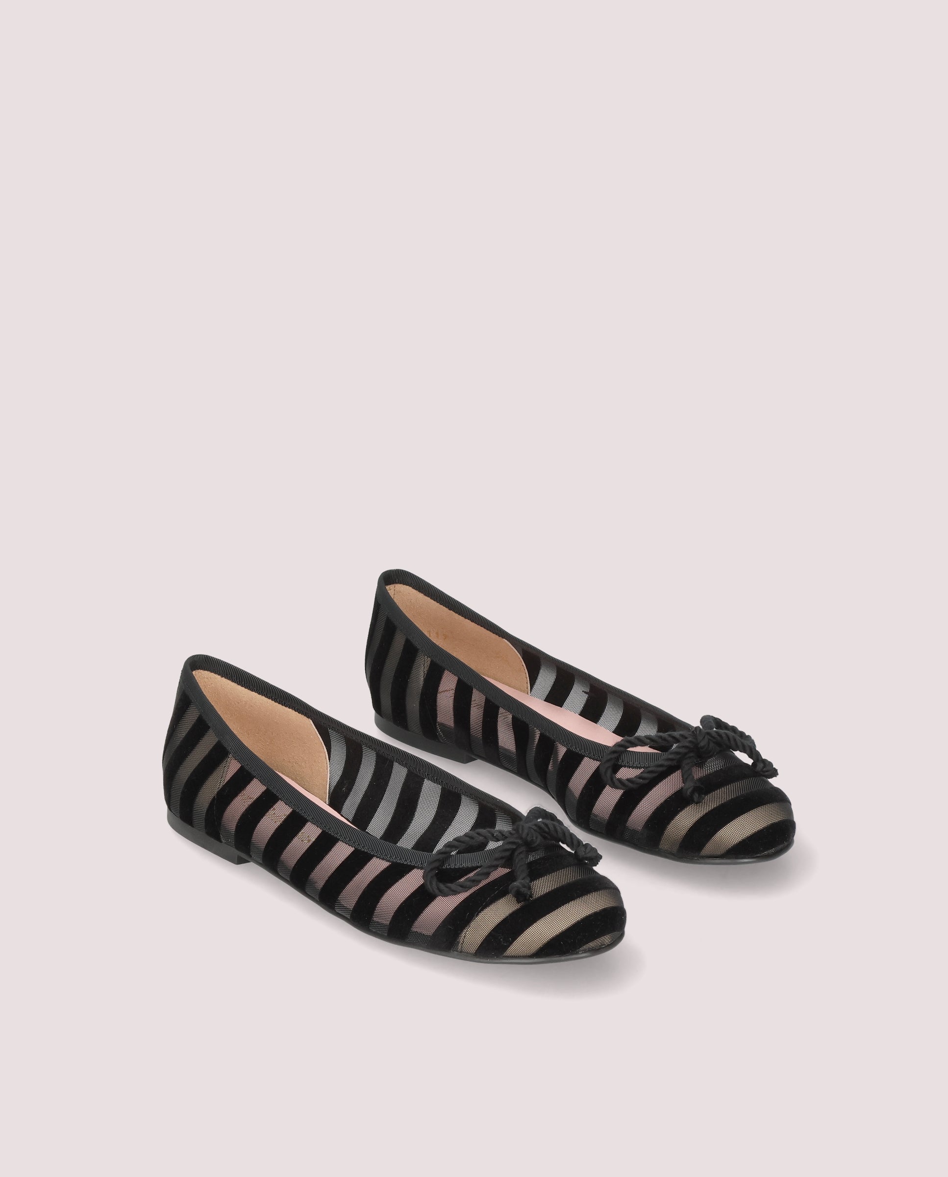 Rosario ballerina in black mesh