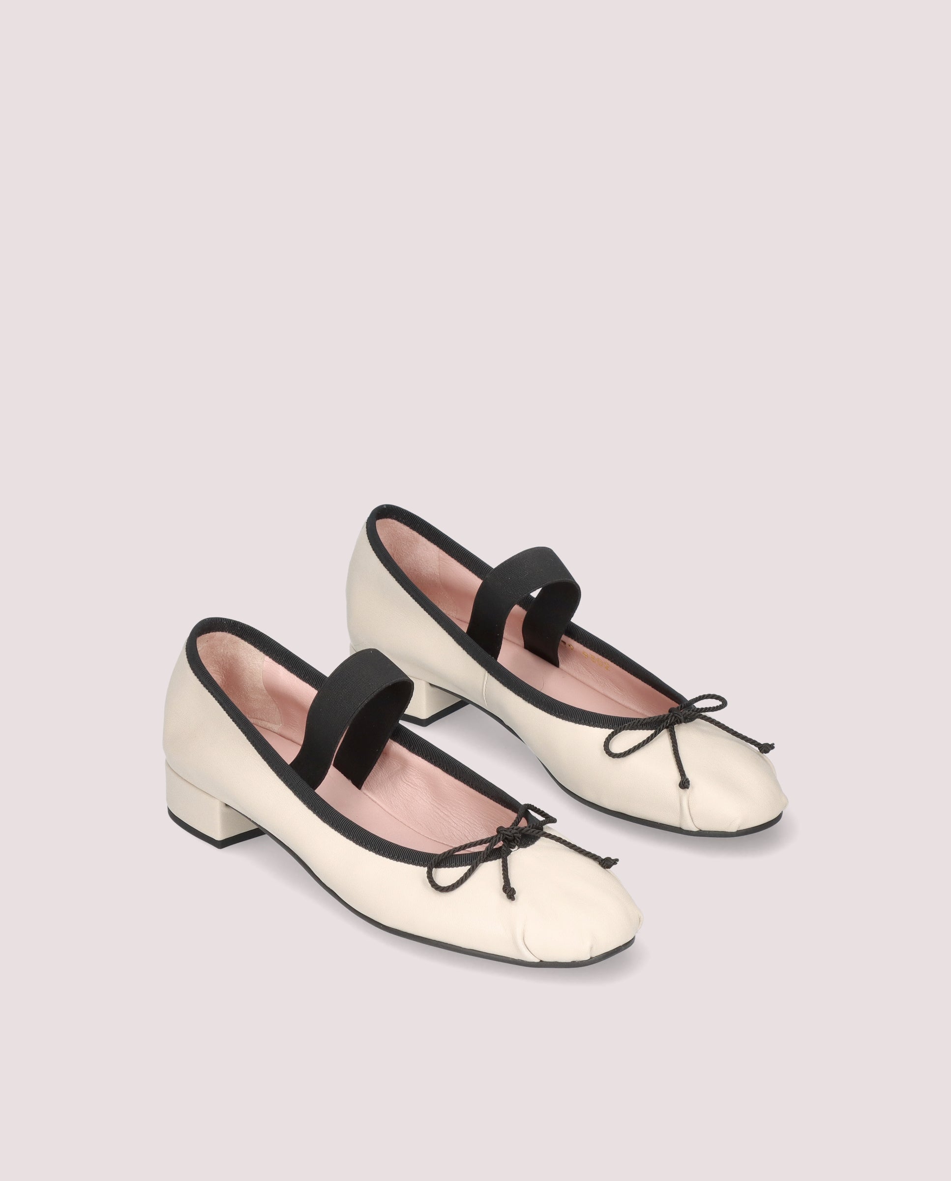 Imagen de Salon Gretschen Blancos Piel por PrettyBallerinas