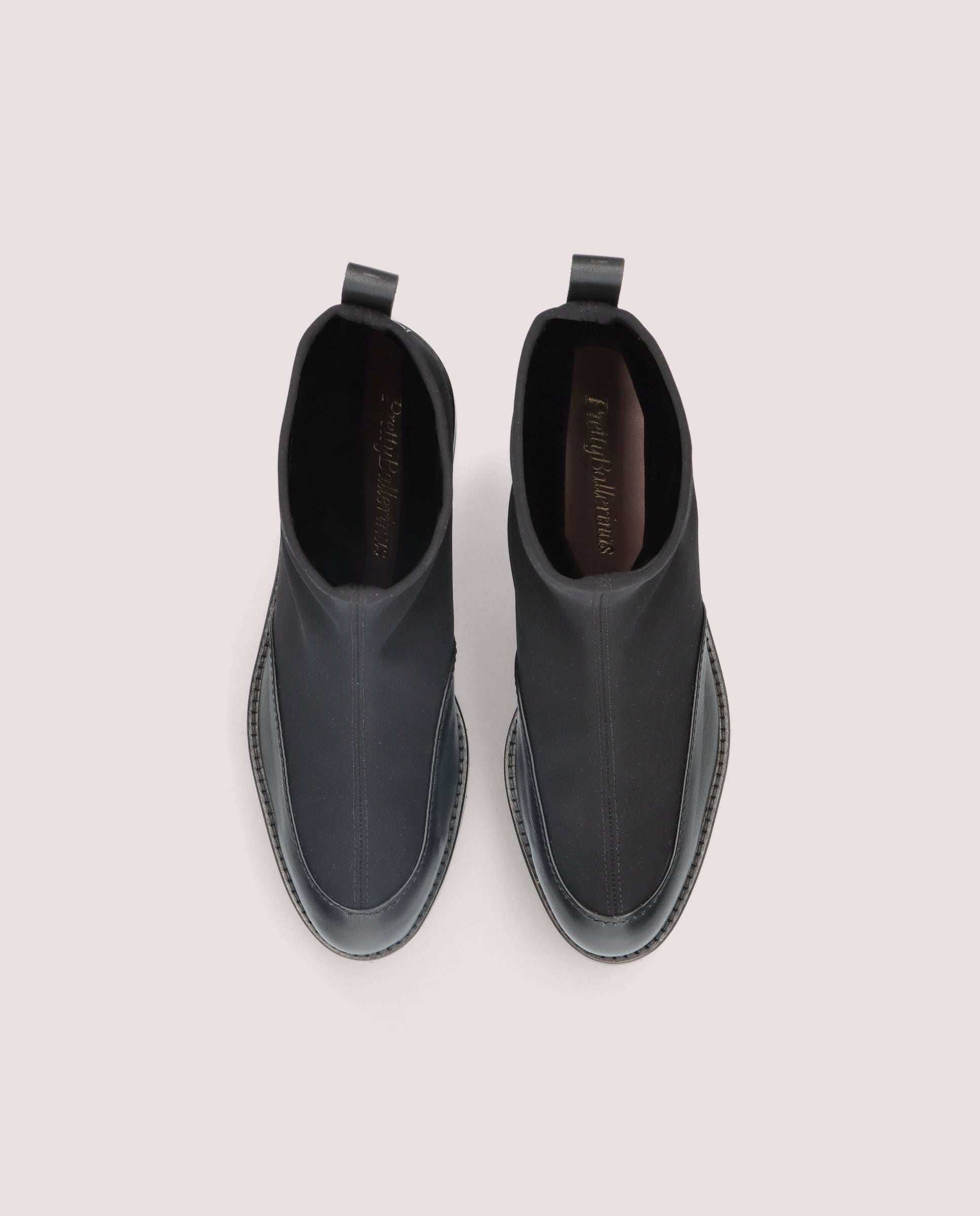 Vista alternativa de Botines Bette Negros Tejidos por PrettyBallerinas