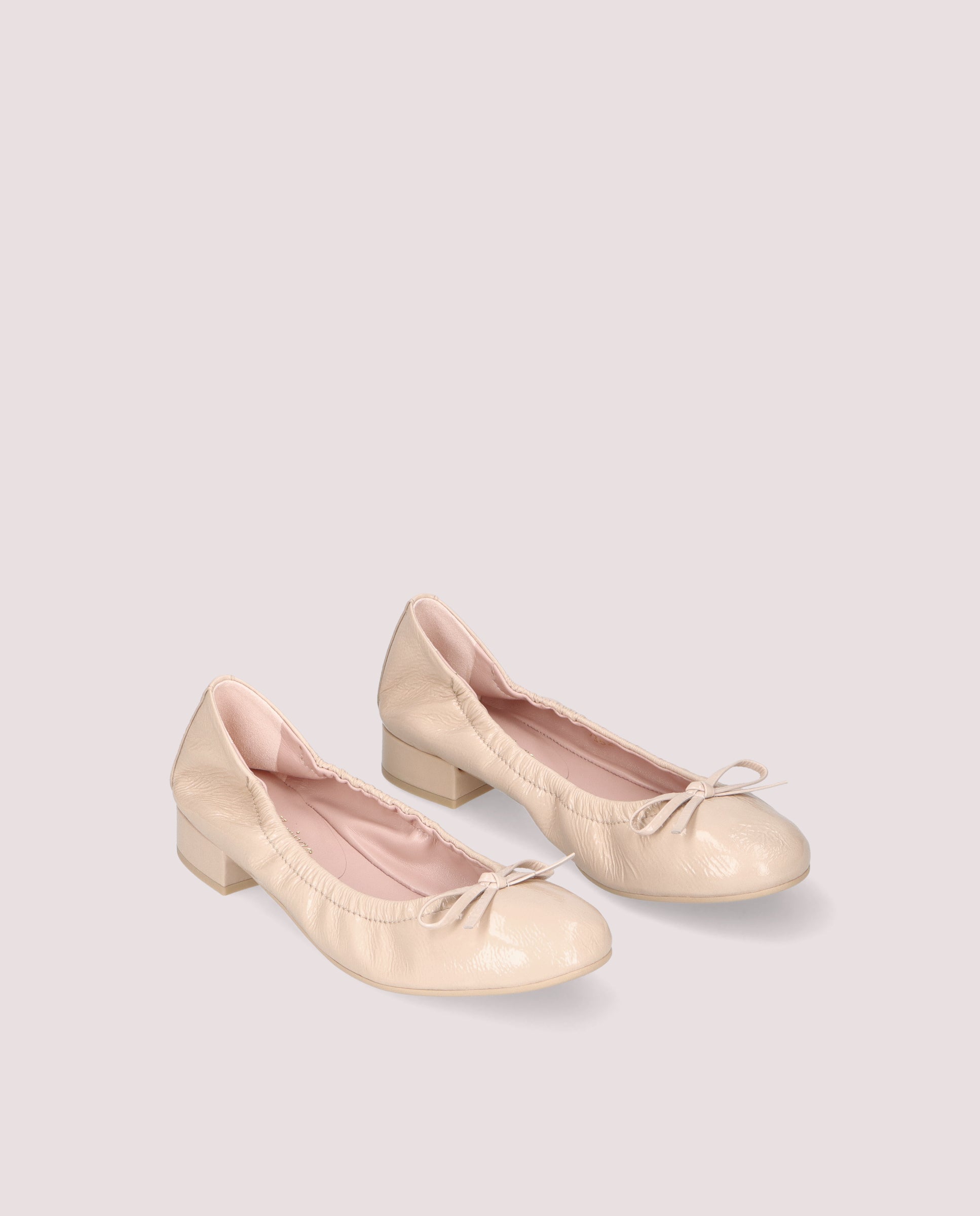 Imagen de Salon Gretschen Rosas Charol por PrettyBallerinas