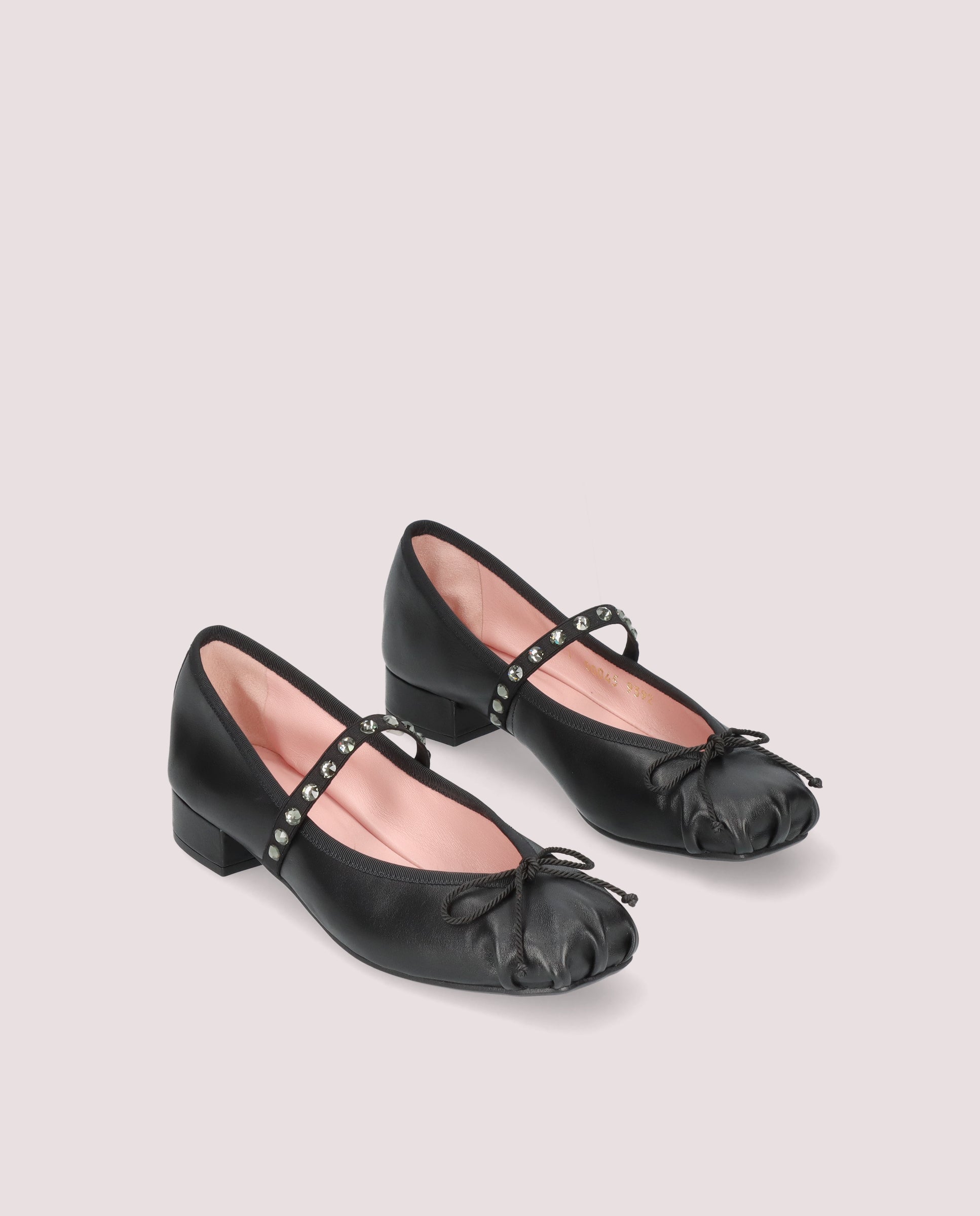 Imagen de Salon Dakota Negros Piel por PrettyBallerinas