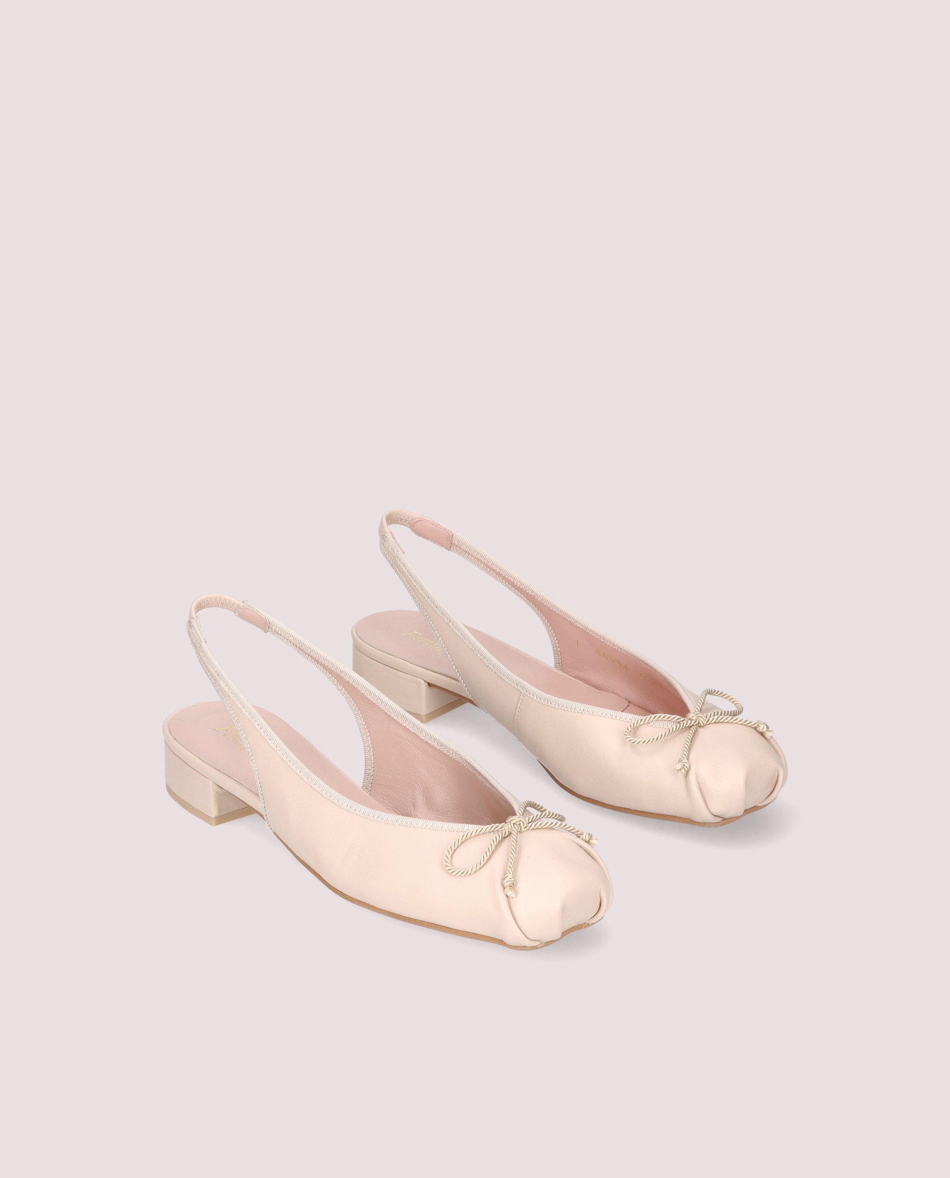 Imagen de Salon Dakota Rosas Piel por PrettyBallerinas