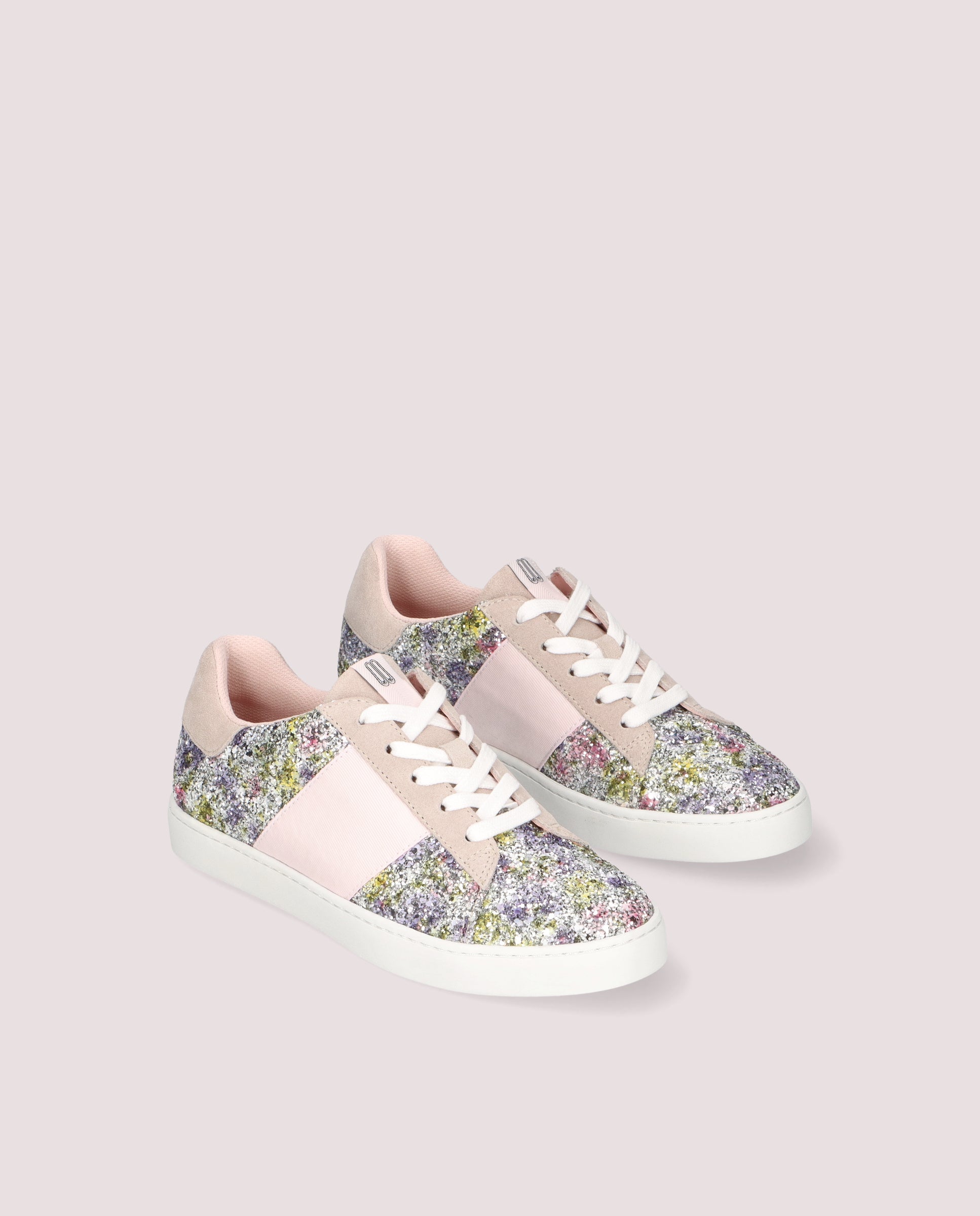 Imagen de Deportivos Cordelia Rosas Tejidos por PrettyBallerinas