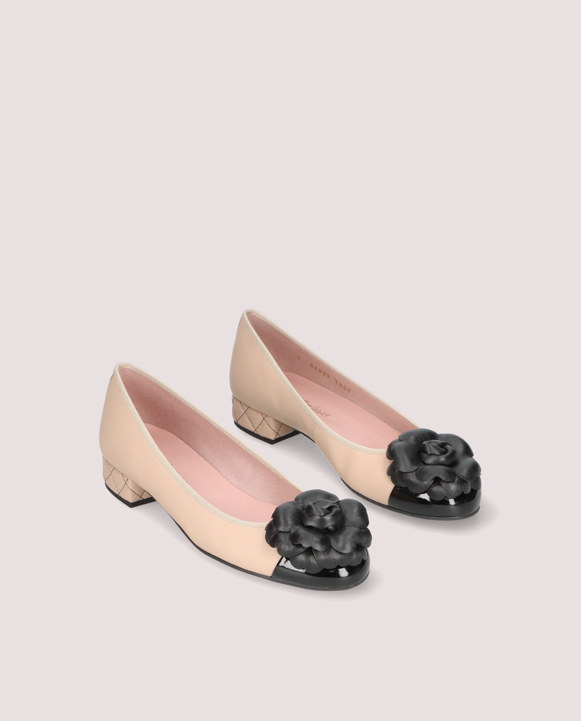 Bild von Salon Gretschen Beiges Piel von PrettyBallerinas