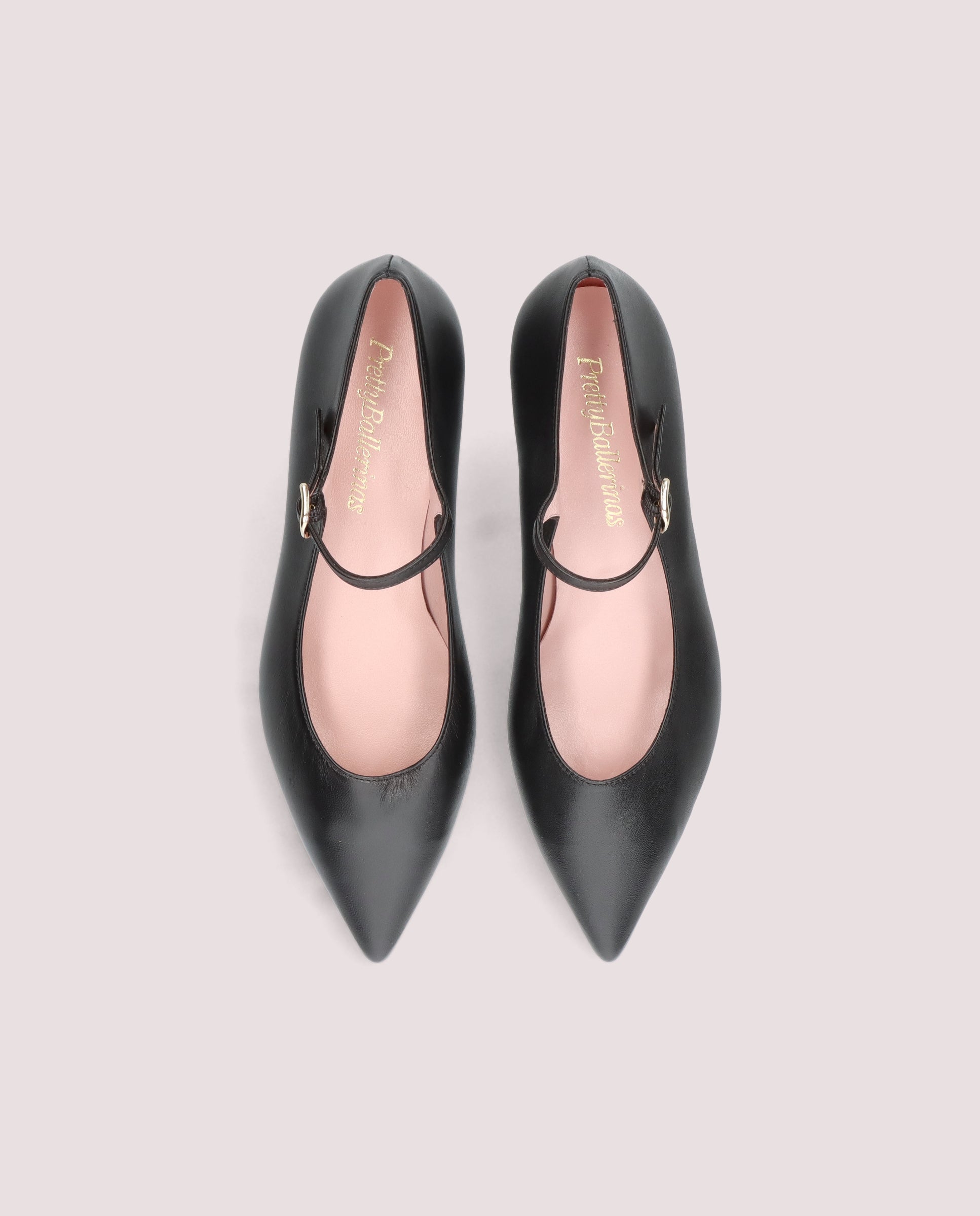 Vue alternative de Salon du cuir noir Kendall par PrettyBallerinas