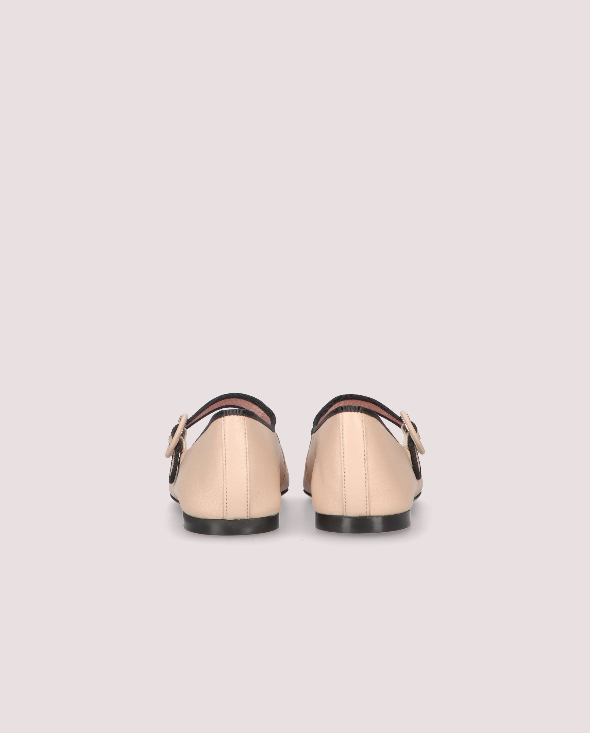 Camille Ballerina in nudefarbenem Leder