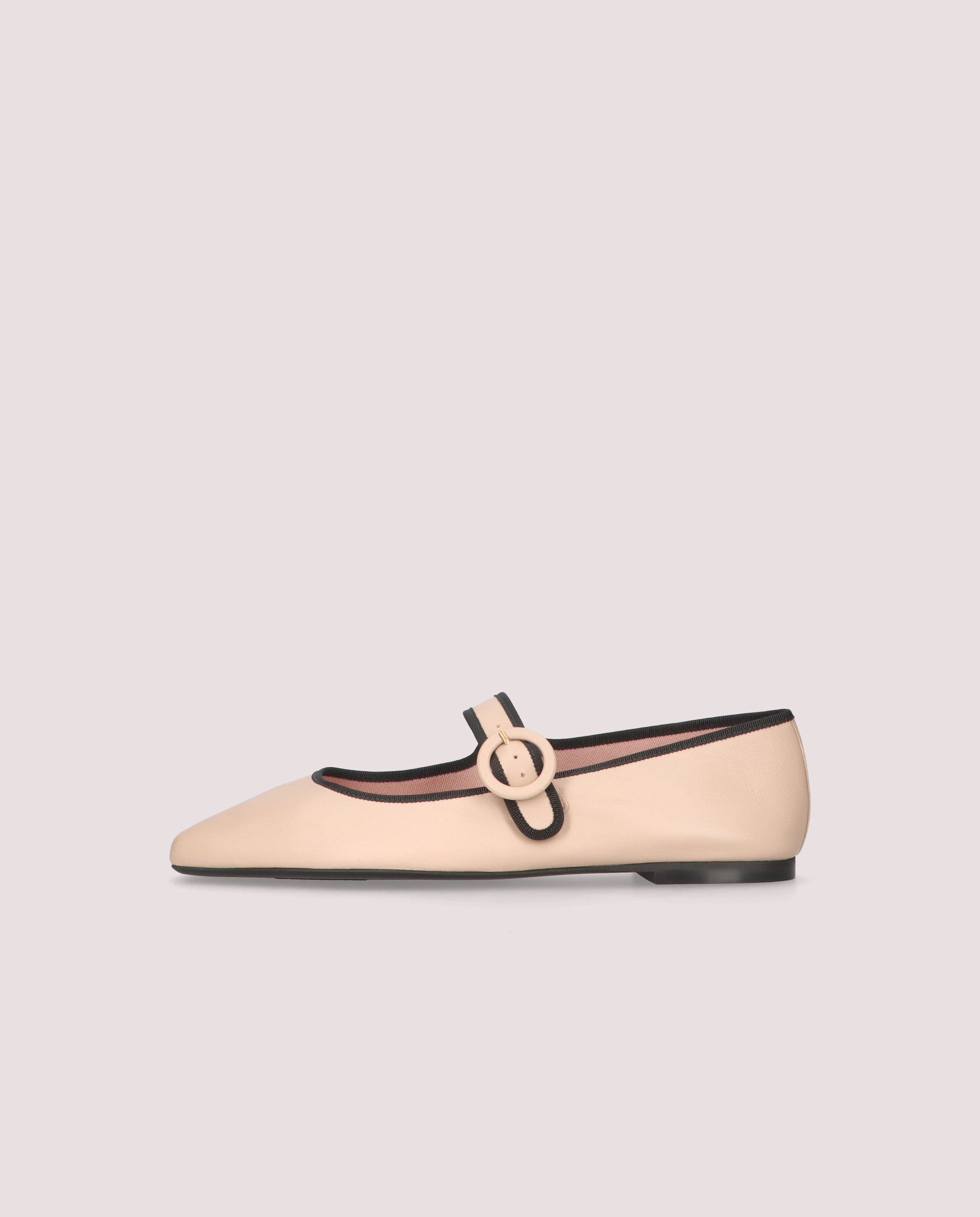 Camille Ballerina in nudefarbenem Leder