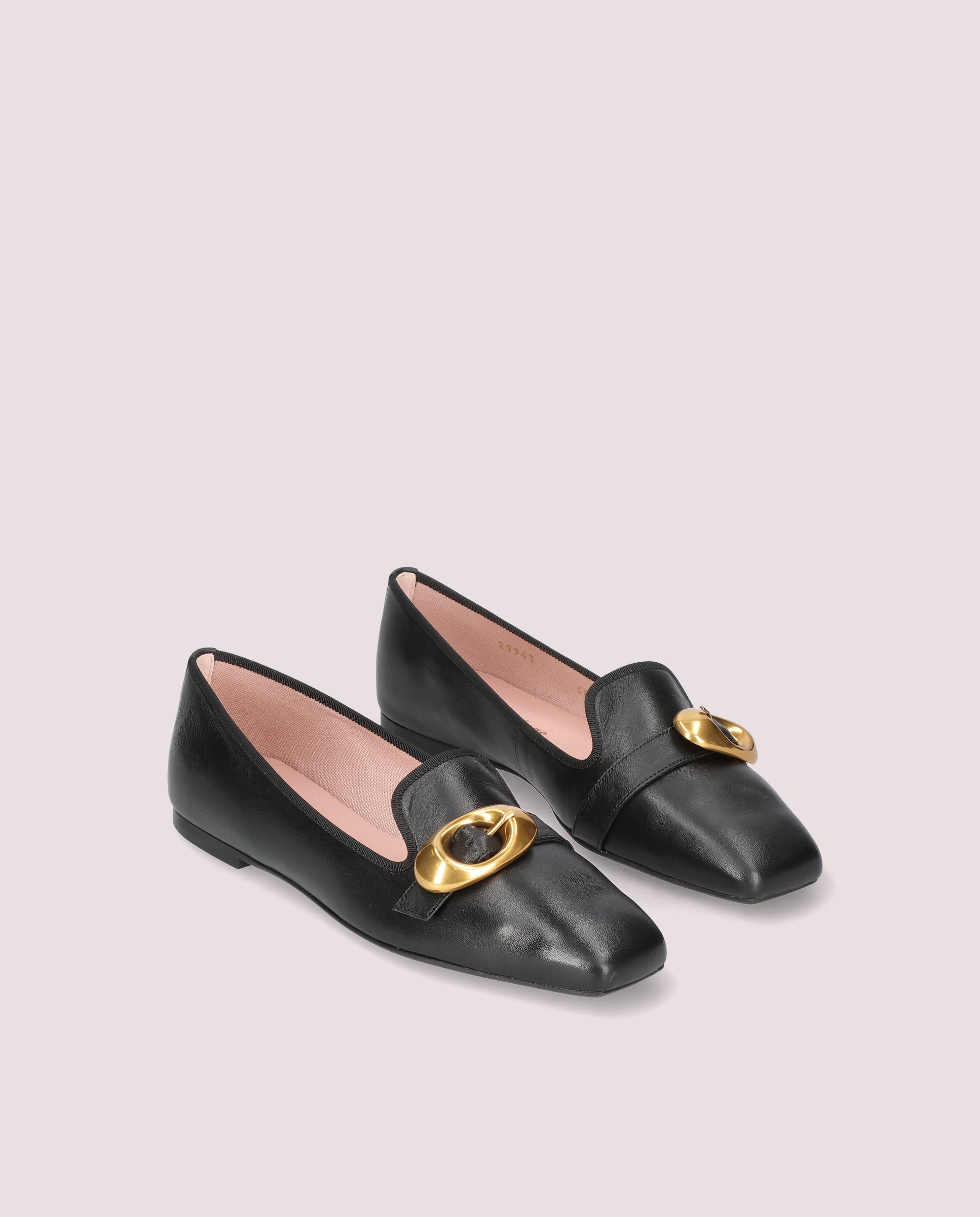 Imagen de Loafers Camille Negros Piel por PrettyBallerinas