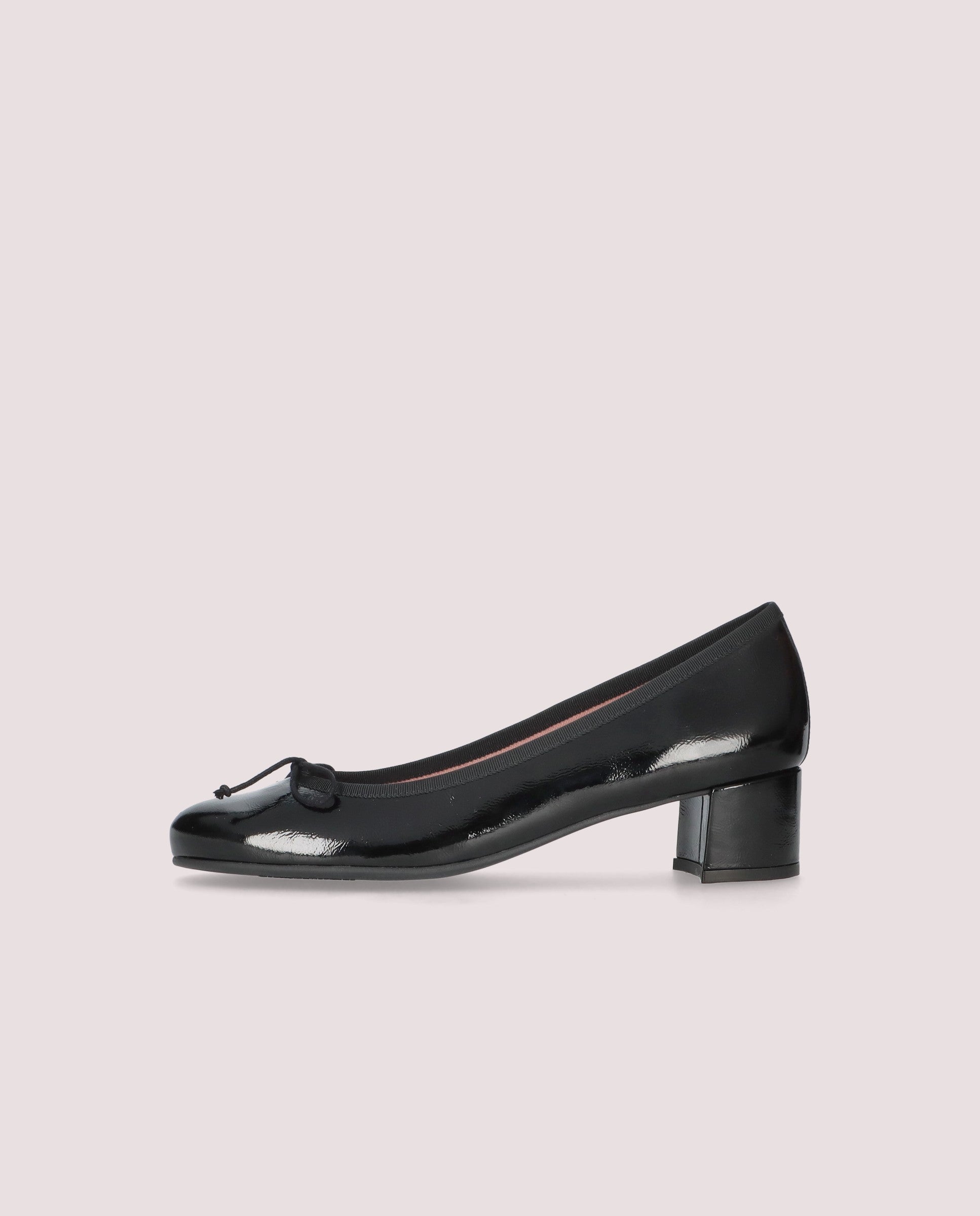 Joanna ballerina in black patent leather