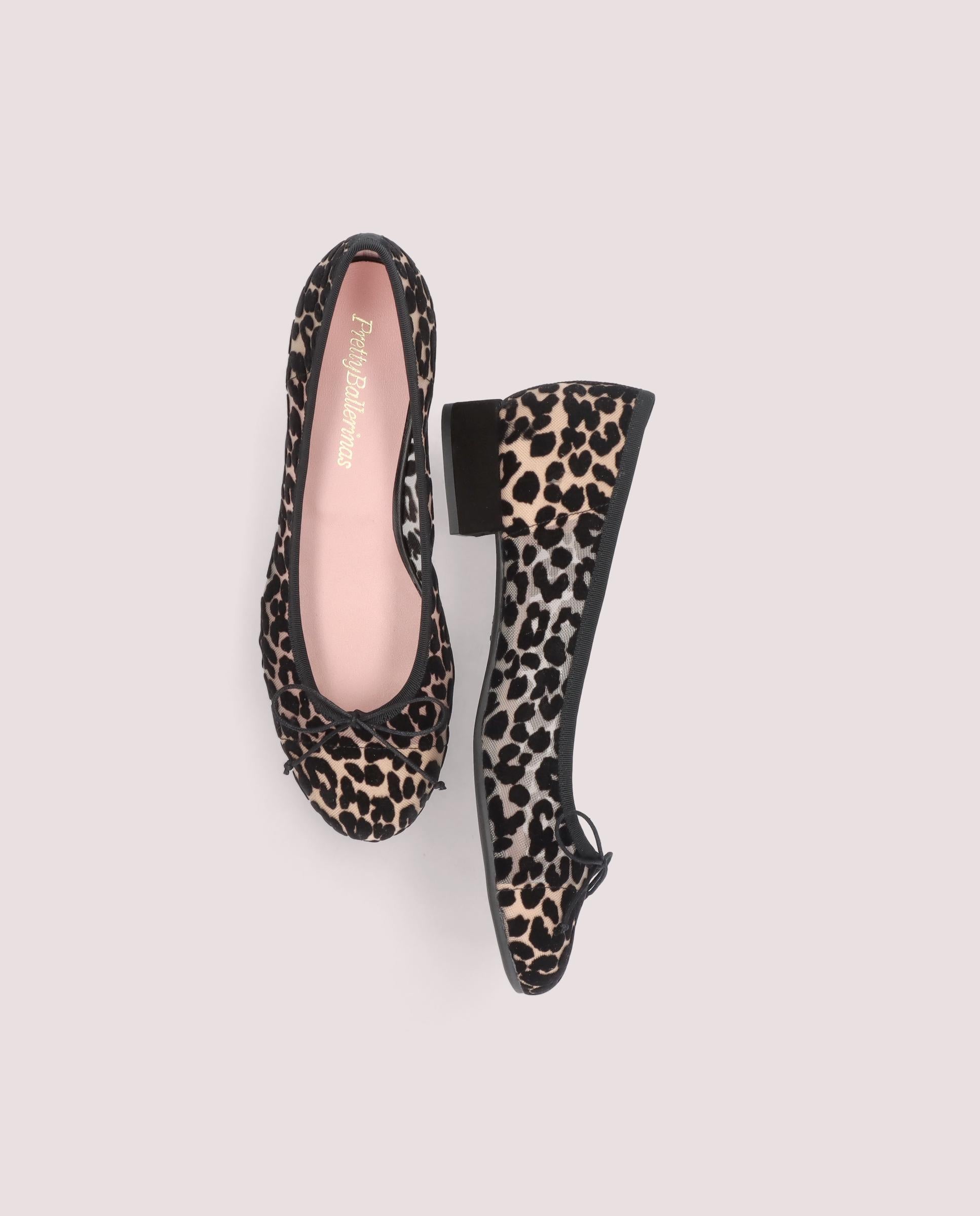 Salon Gretschen Negros Red