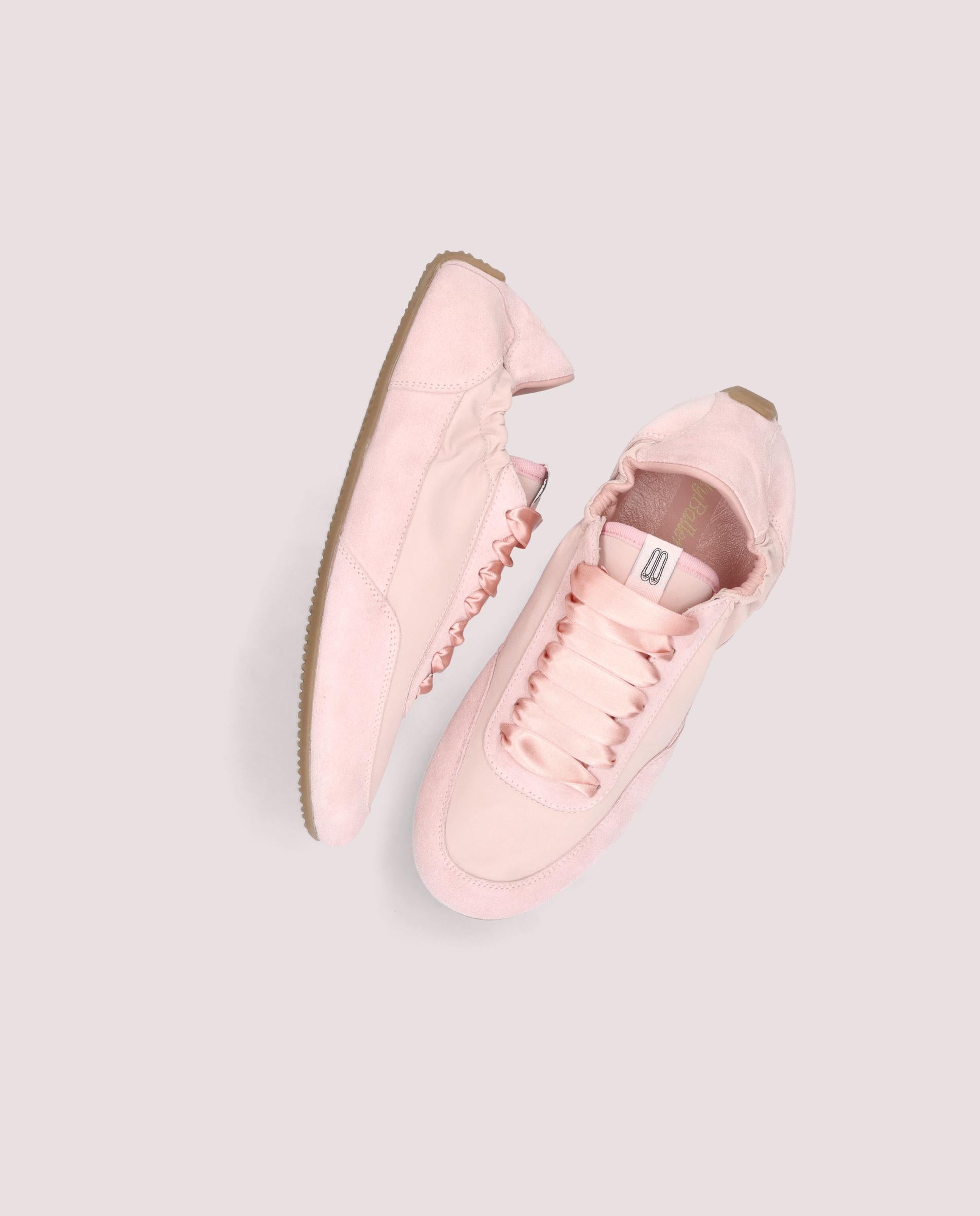 Sneaker Blue in pink suede and nylon
