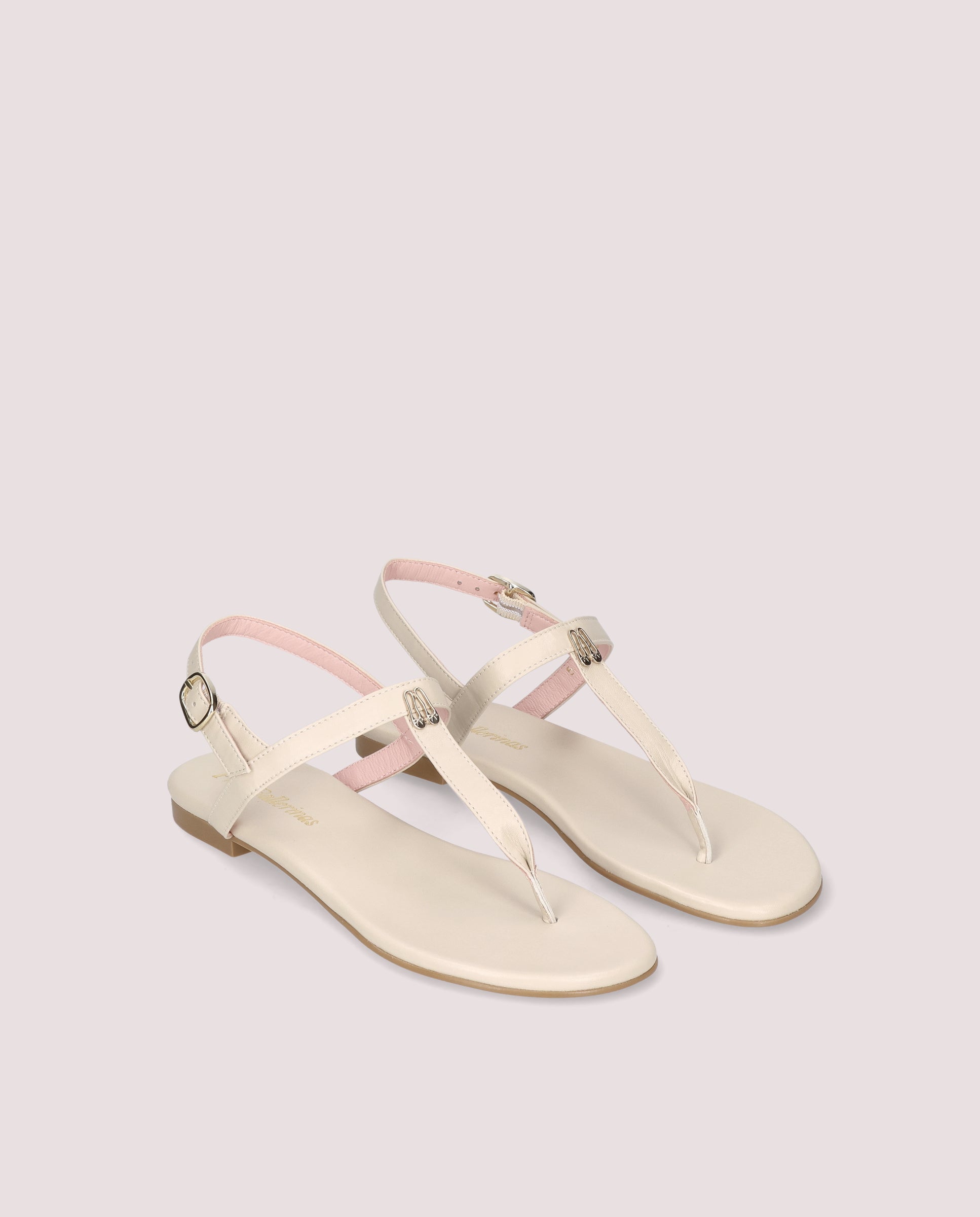 Imagen de Sandalias Judy Blancos Piel por PrettyBallerinas