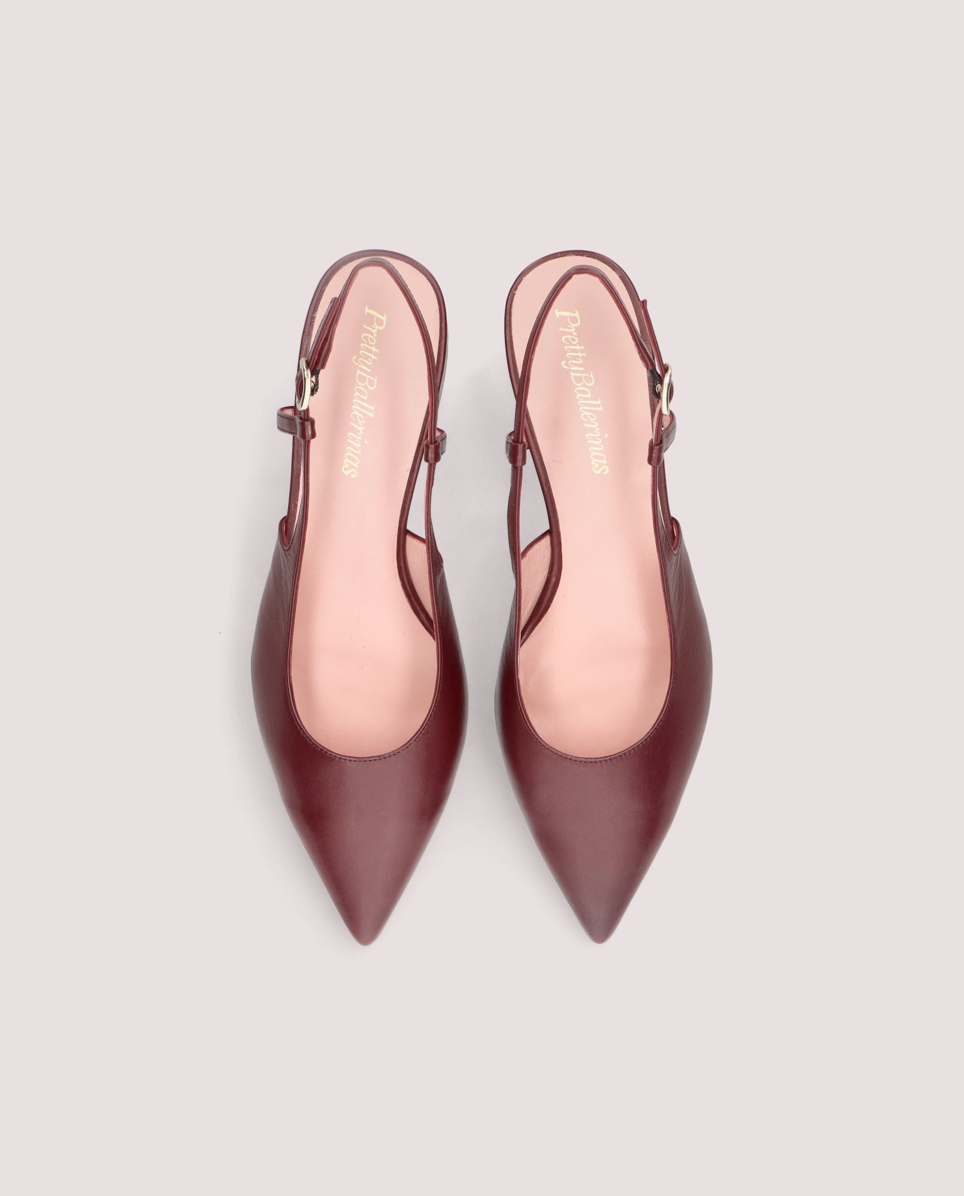 Vista alternativa de Salon Kendall Rojos Ante por PrettyBallerinas