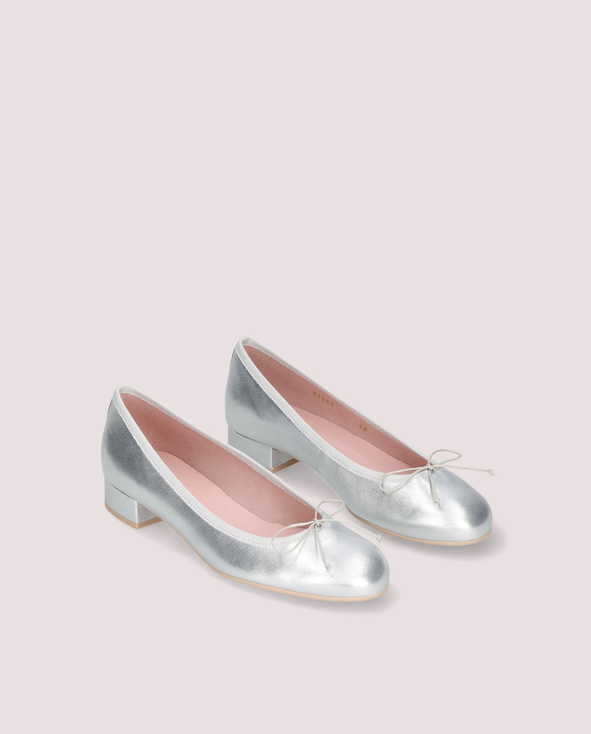 Imagen de Salon Gretschen Plateados Pieles metalizadas por PrettyBallerinas