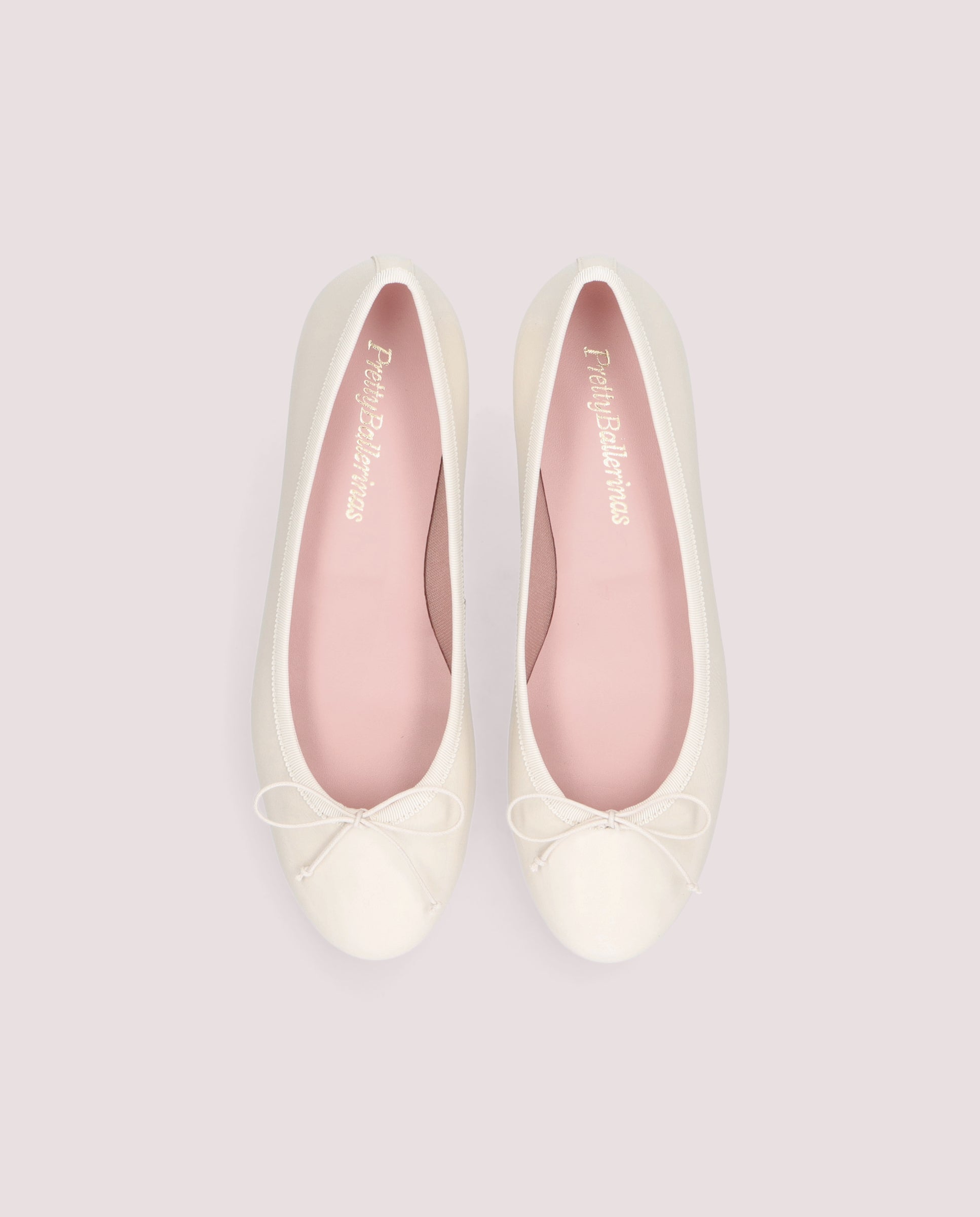 Vue alternative de Salon Gretschen Beiges Charol par PrettyBallerinas