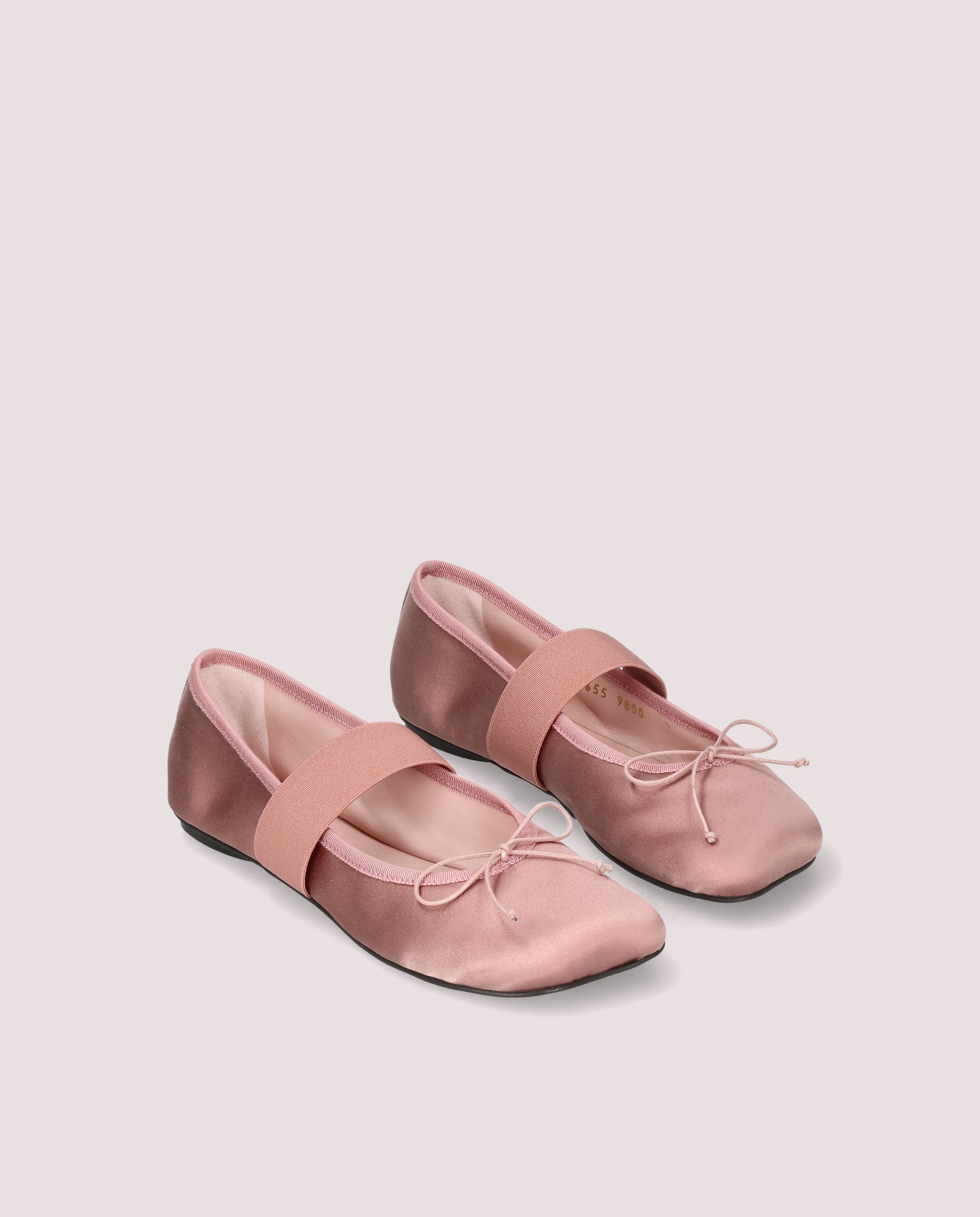 Imagem de Bailarinas Yuma em cetim rosa por PrettyBallerinas