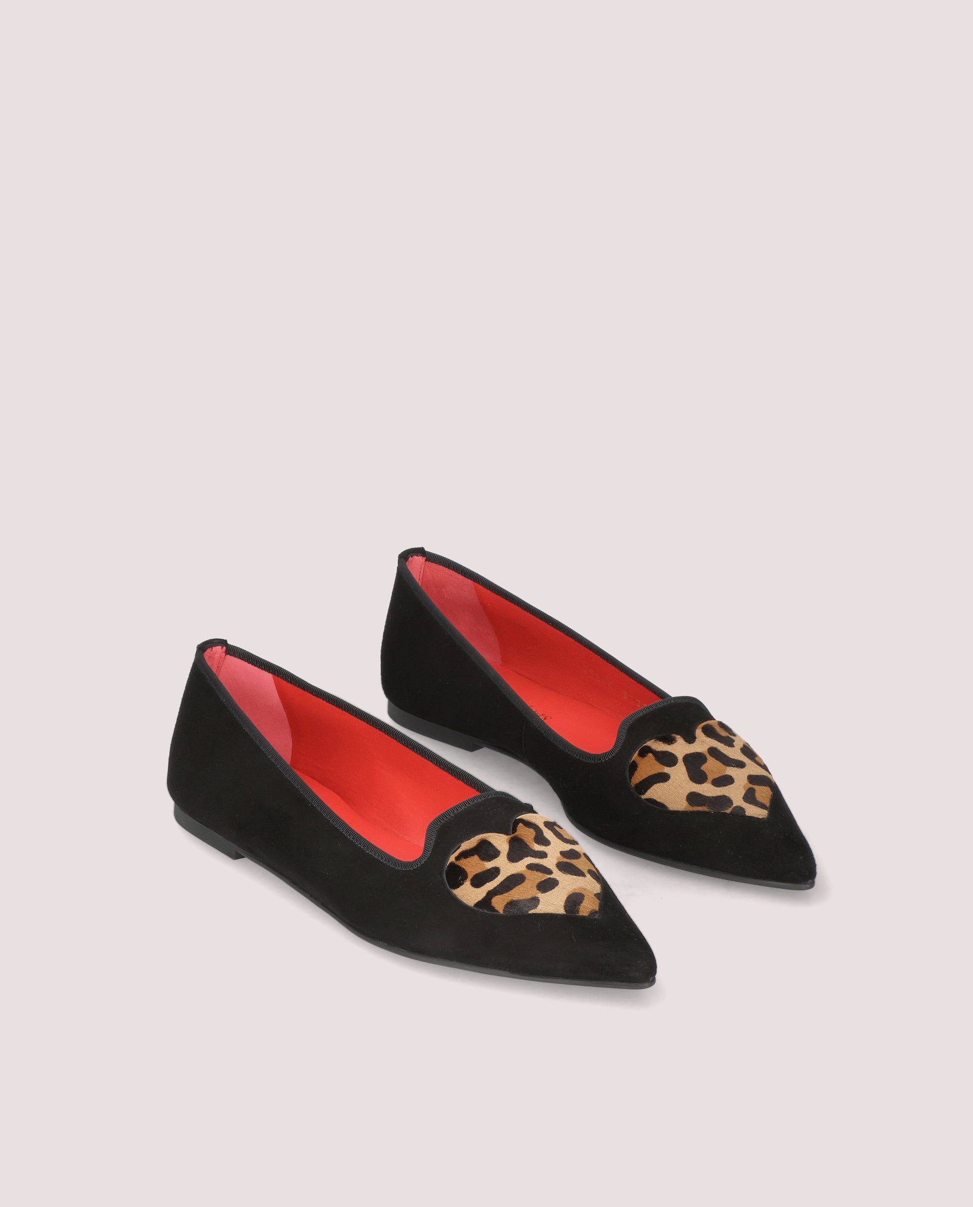 Imagen de Loafers Paris Negros Ante por PrettyBallerinas