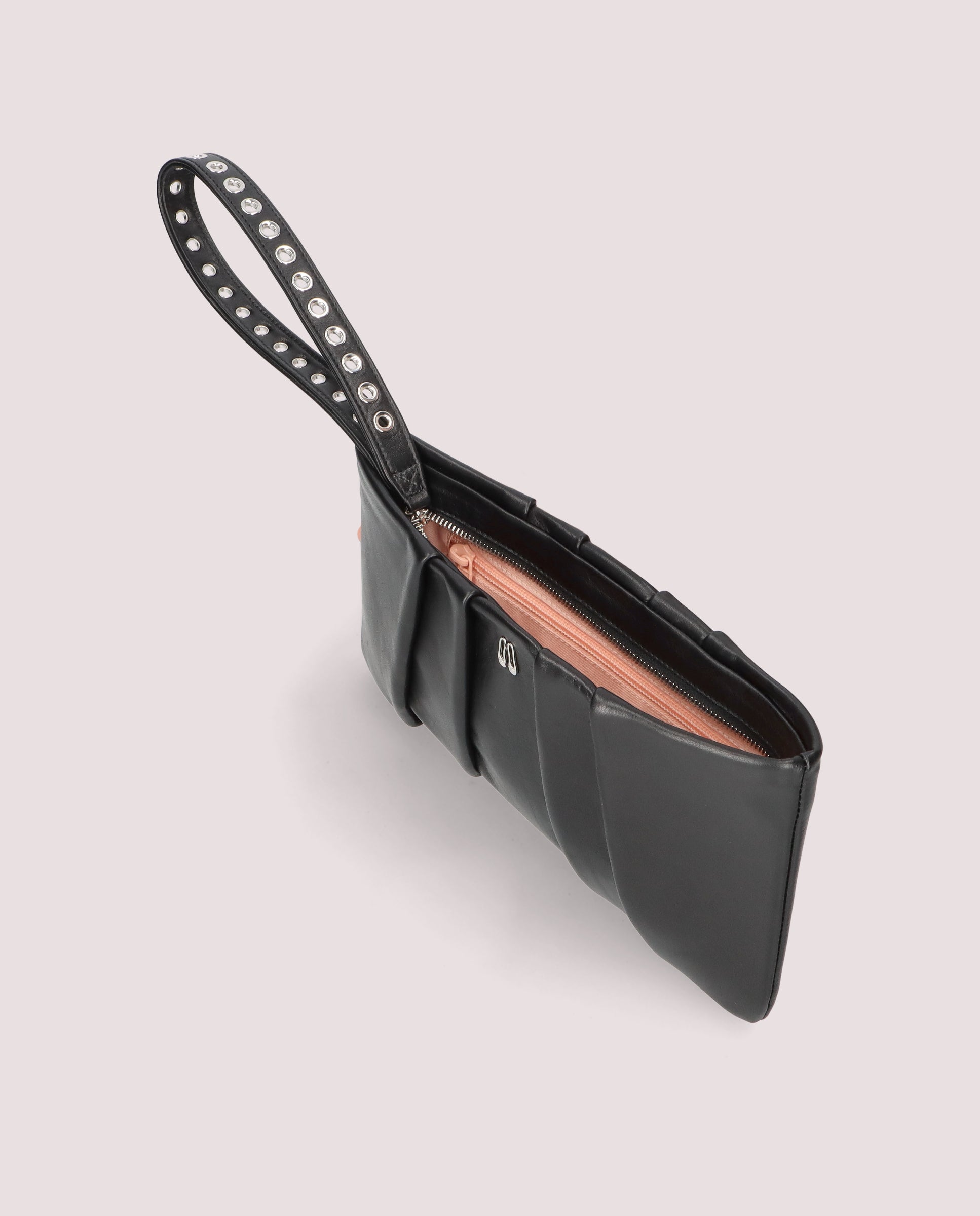 Bolsas Pretas de Pele