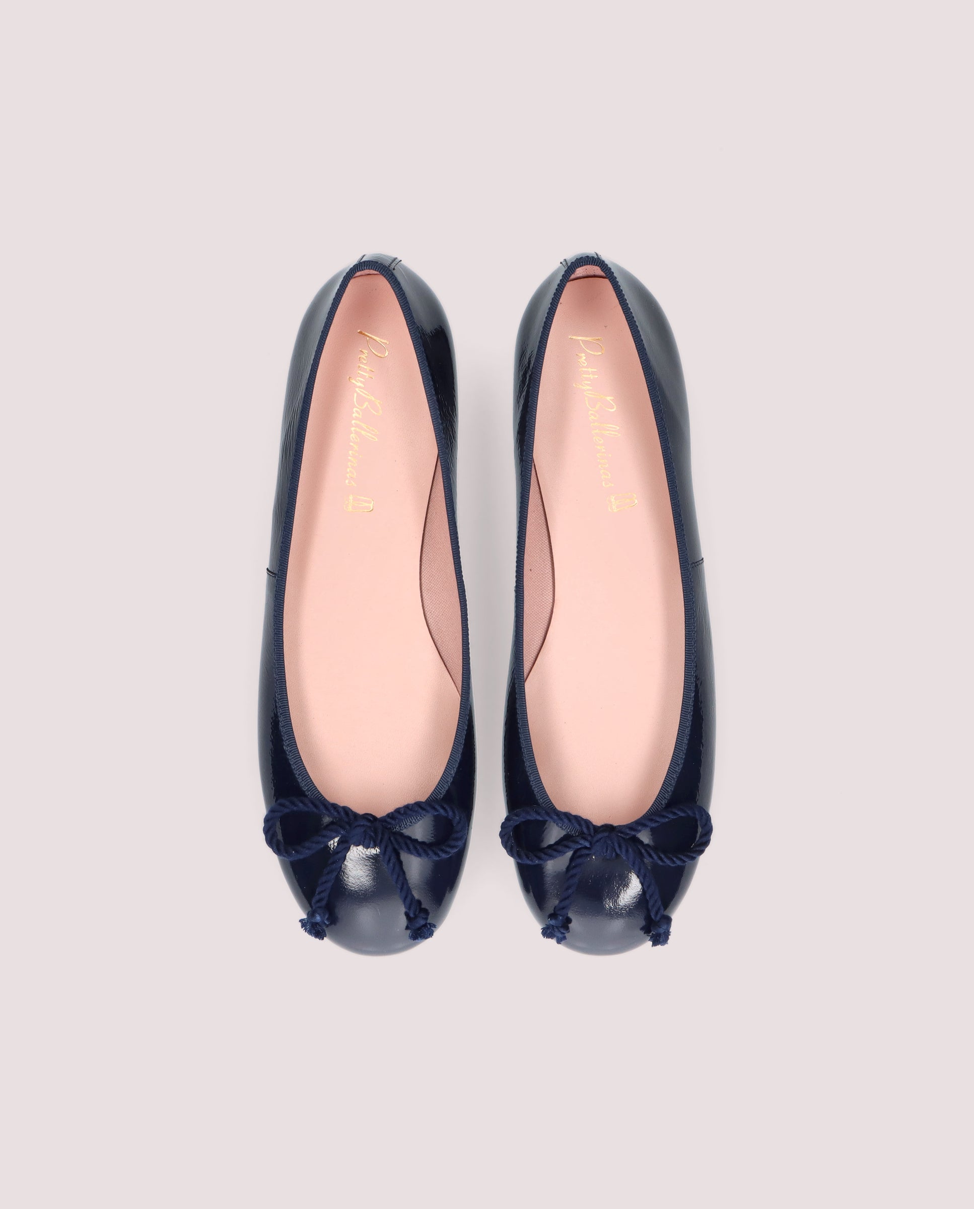 Rosario ballerinas in navy blue patent leather