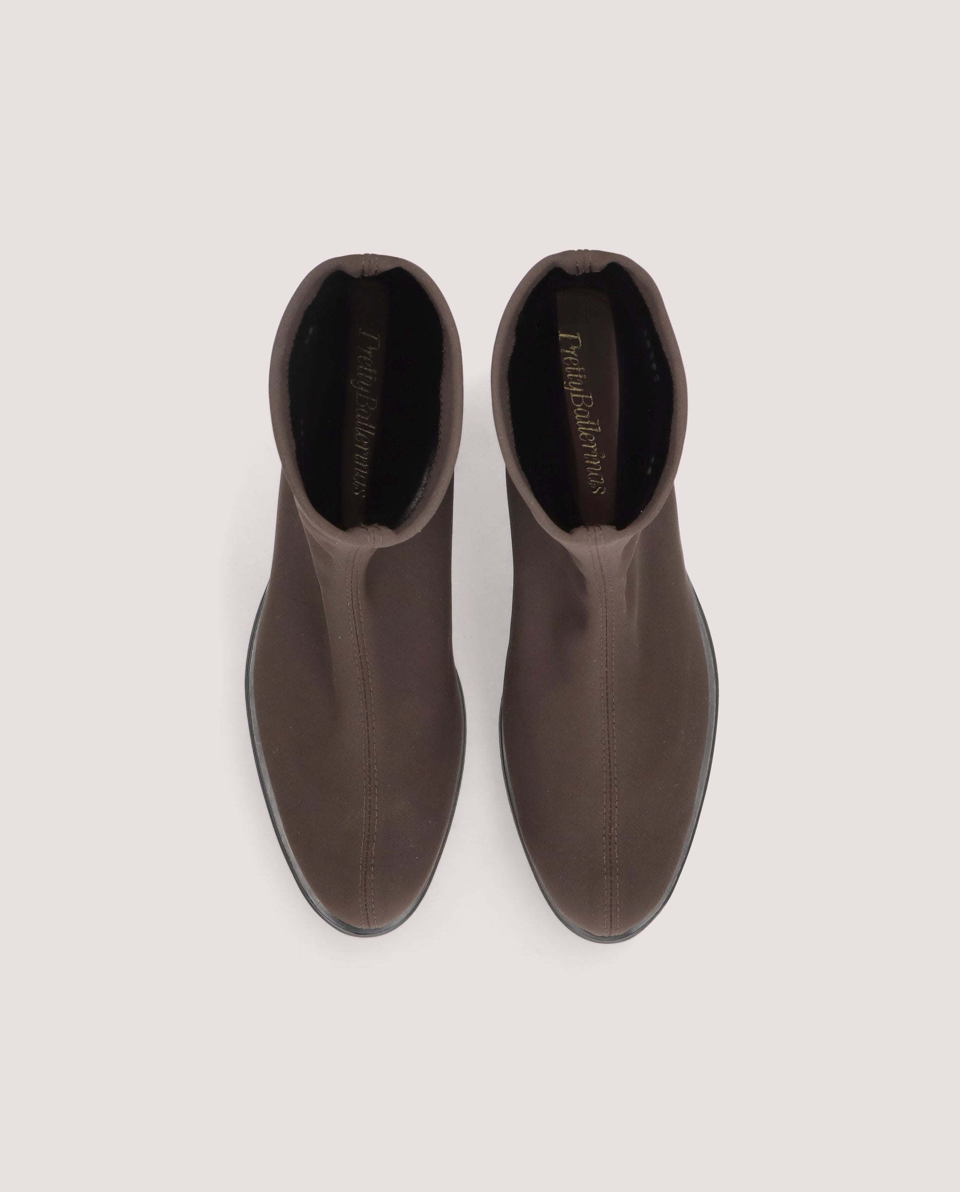 Vista alternativa de Botas de cano curto entrançadas Pat Brown por PrettyBallerinas