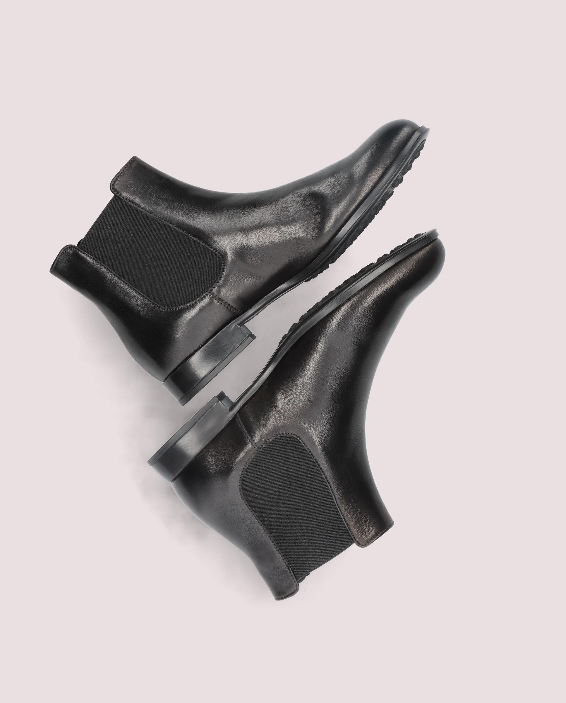 Bottines en cuir noir Pat