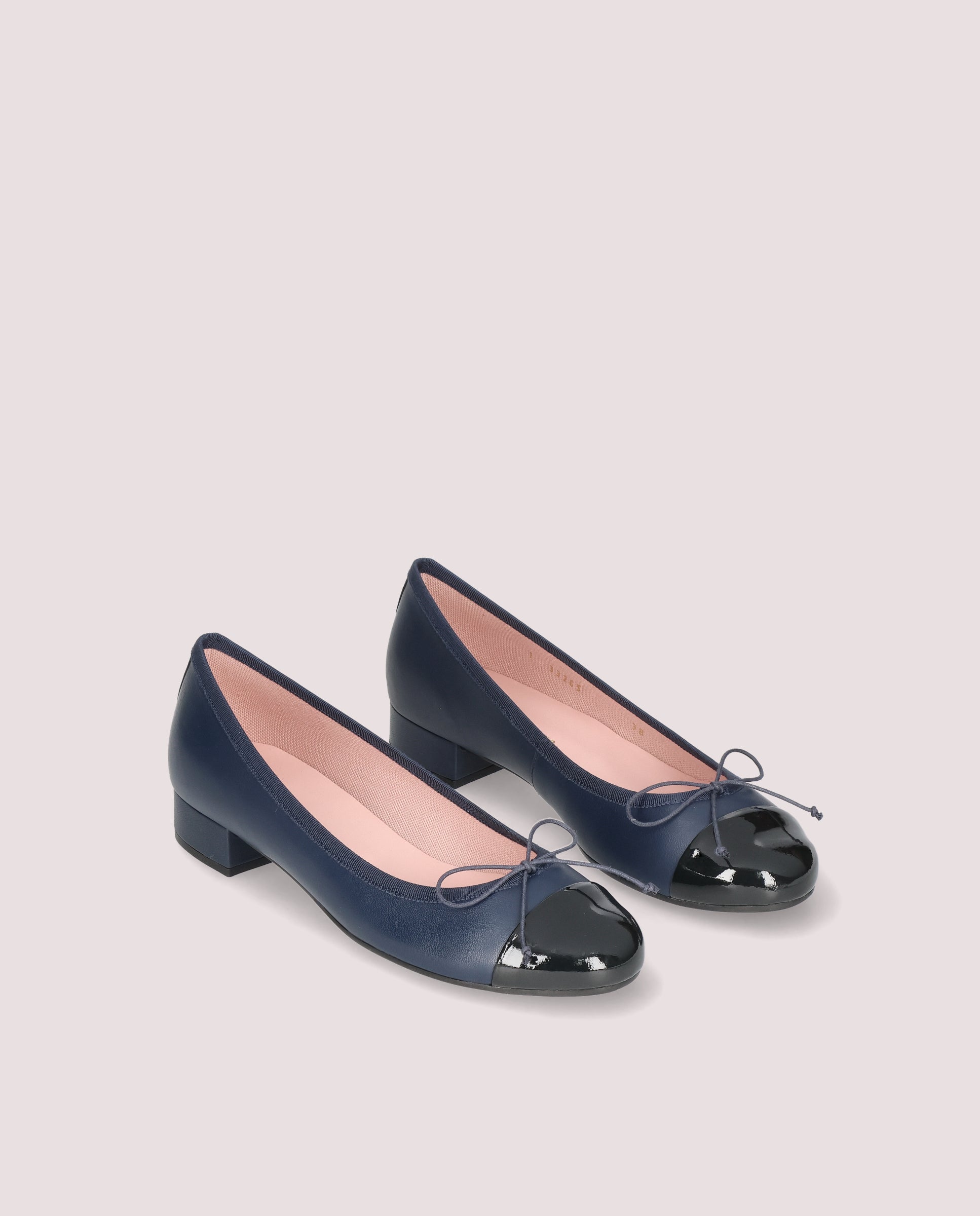 Image of Bailarinas Gretschen Azules Piel by PrettyBallerinas