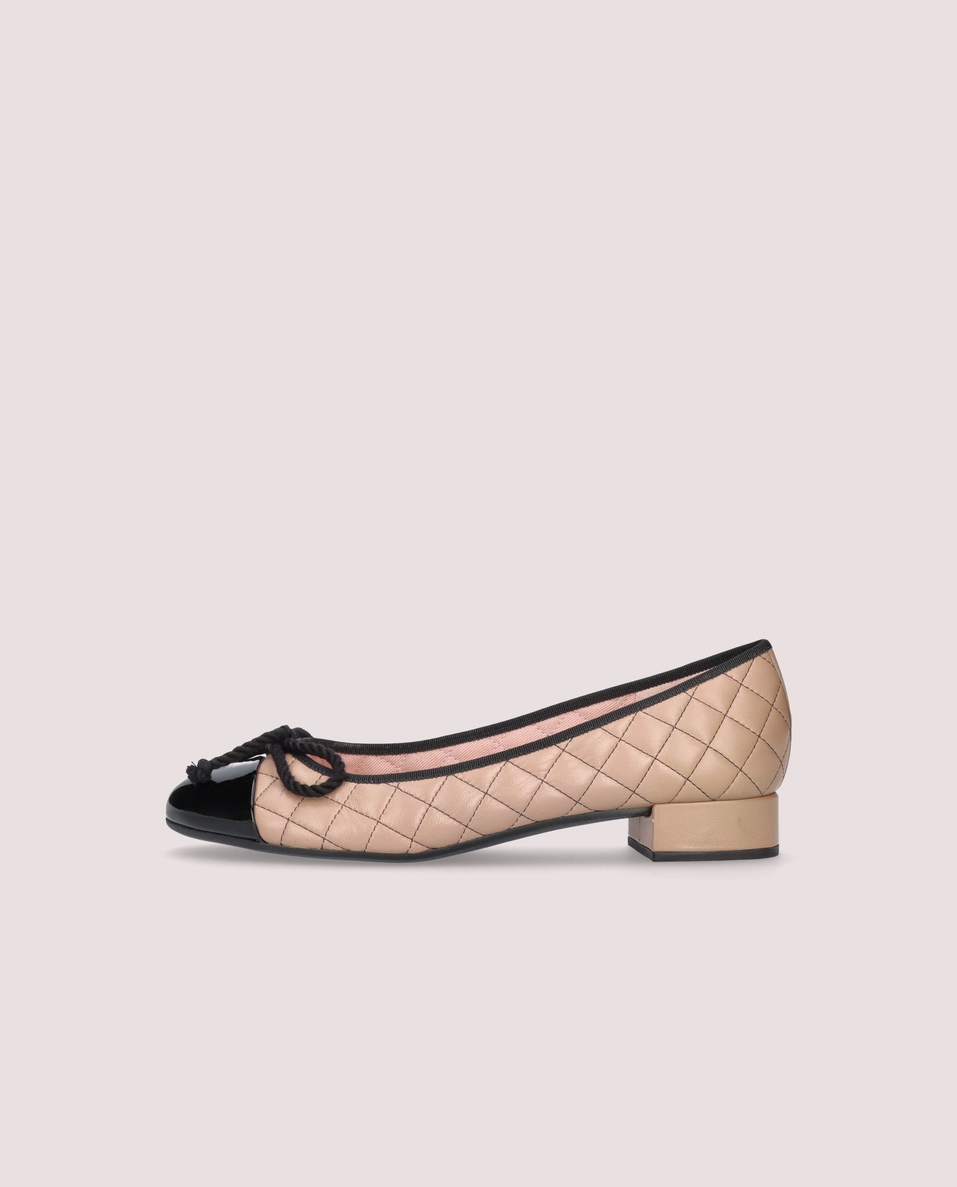 Ballerines en cuir beige Gretschen