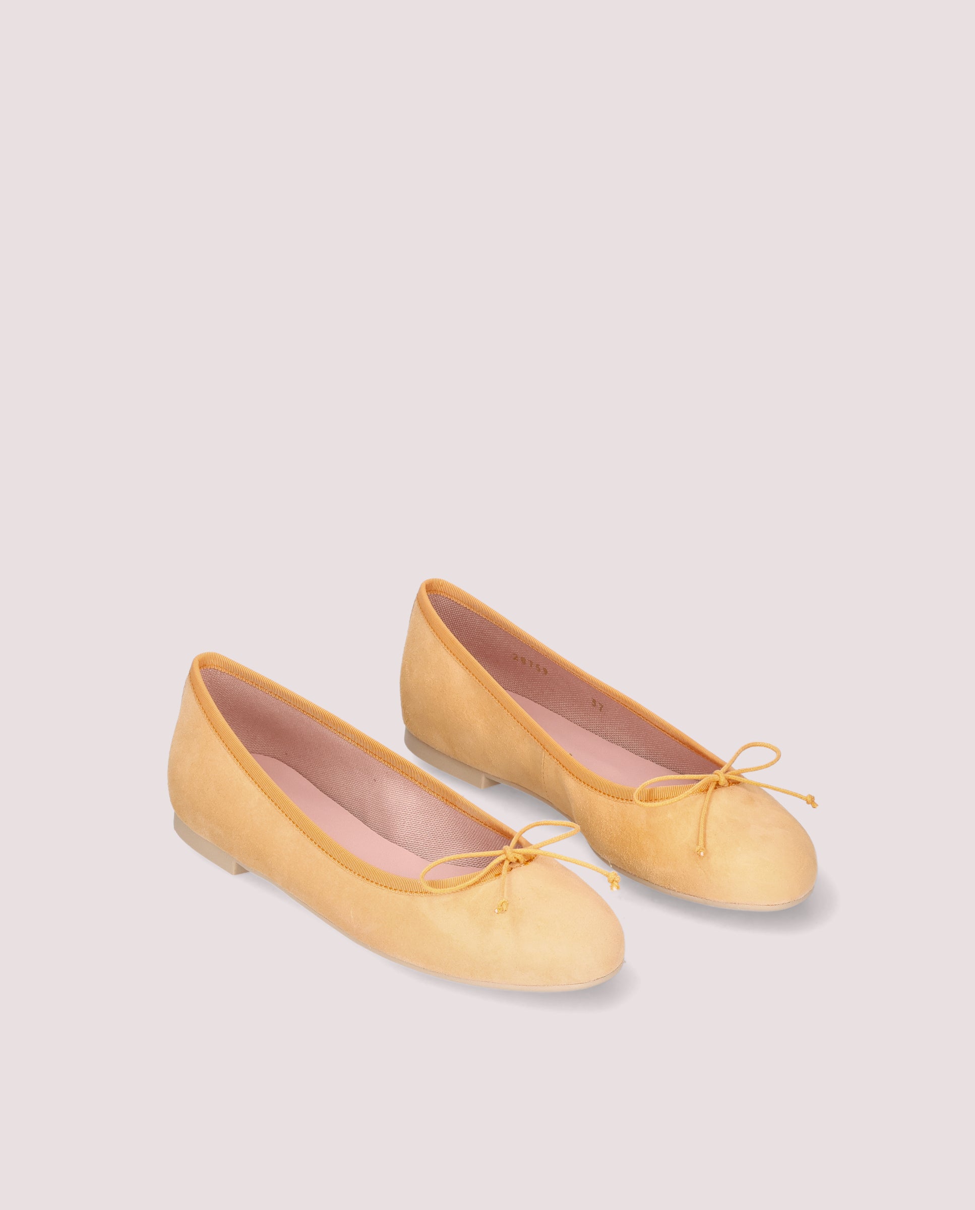 Alternative Ansicht von Nicole ballerina in pfirsichfarbenem wildleder von PrettyBallerinas