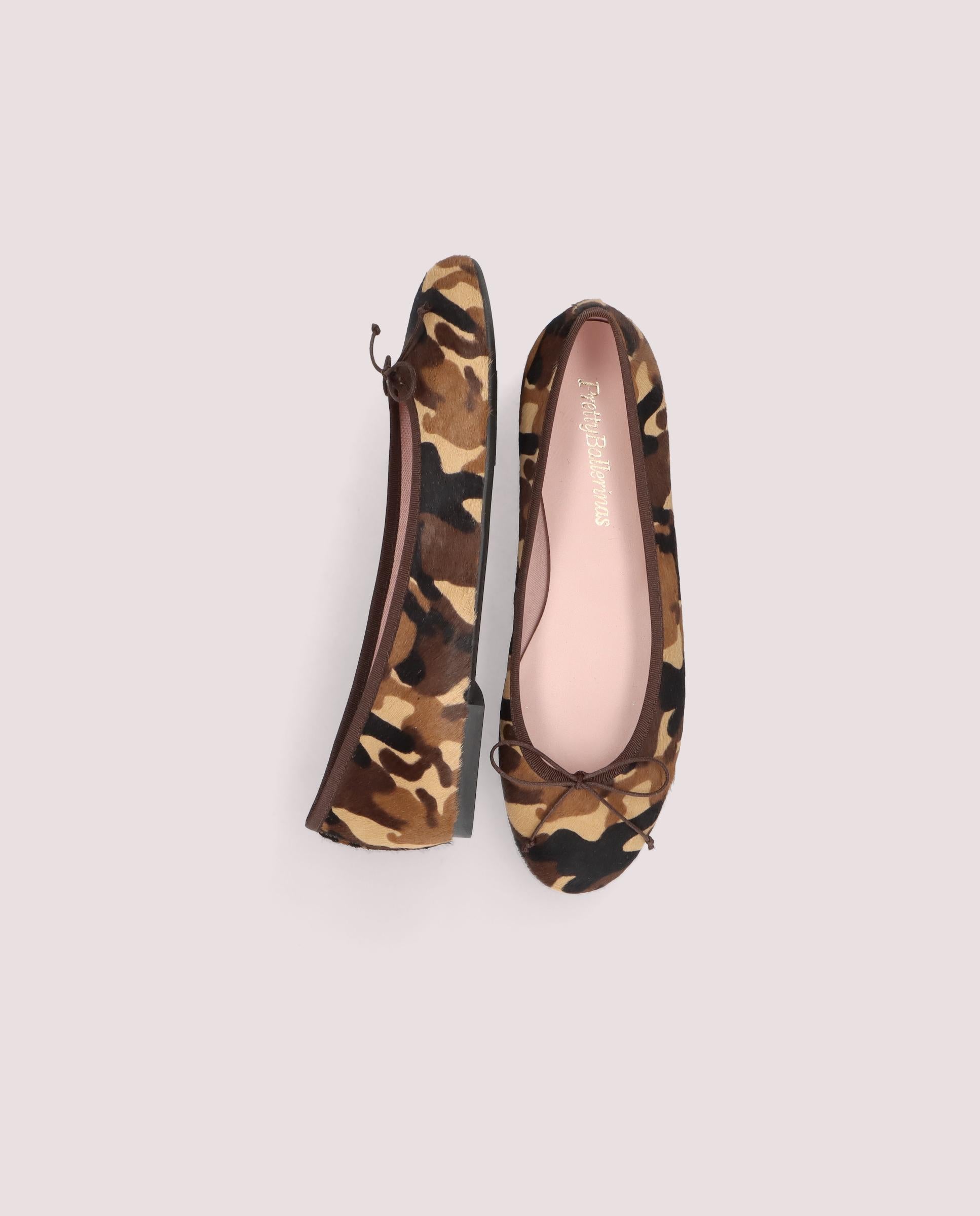 Nicole ballerina in camouflage printed poni
