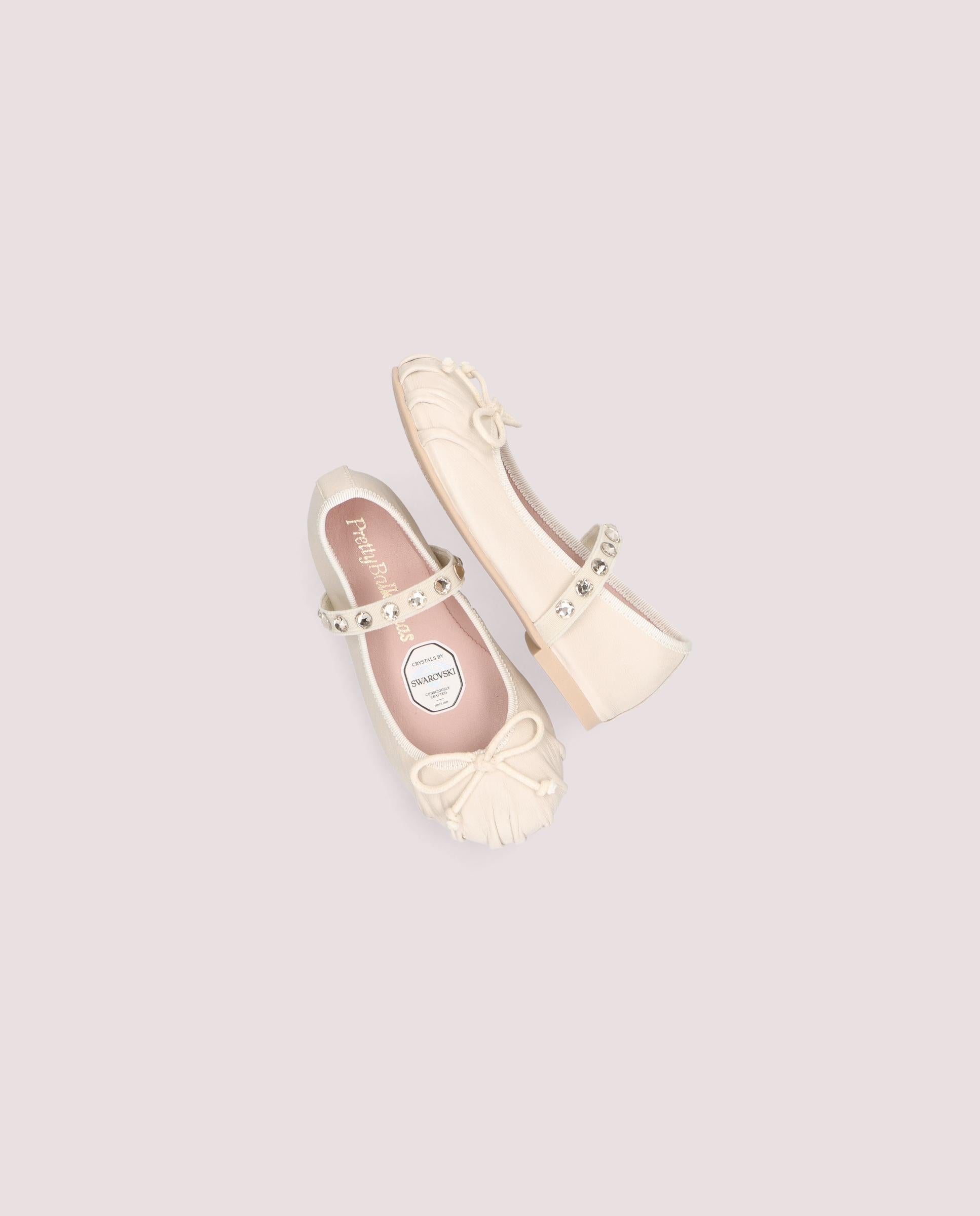 Hannah ballerina in ivory leather