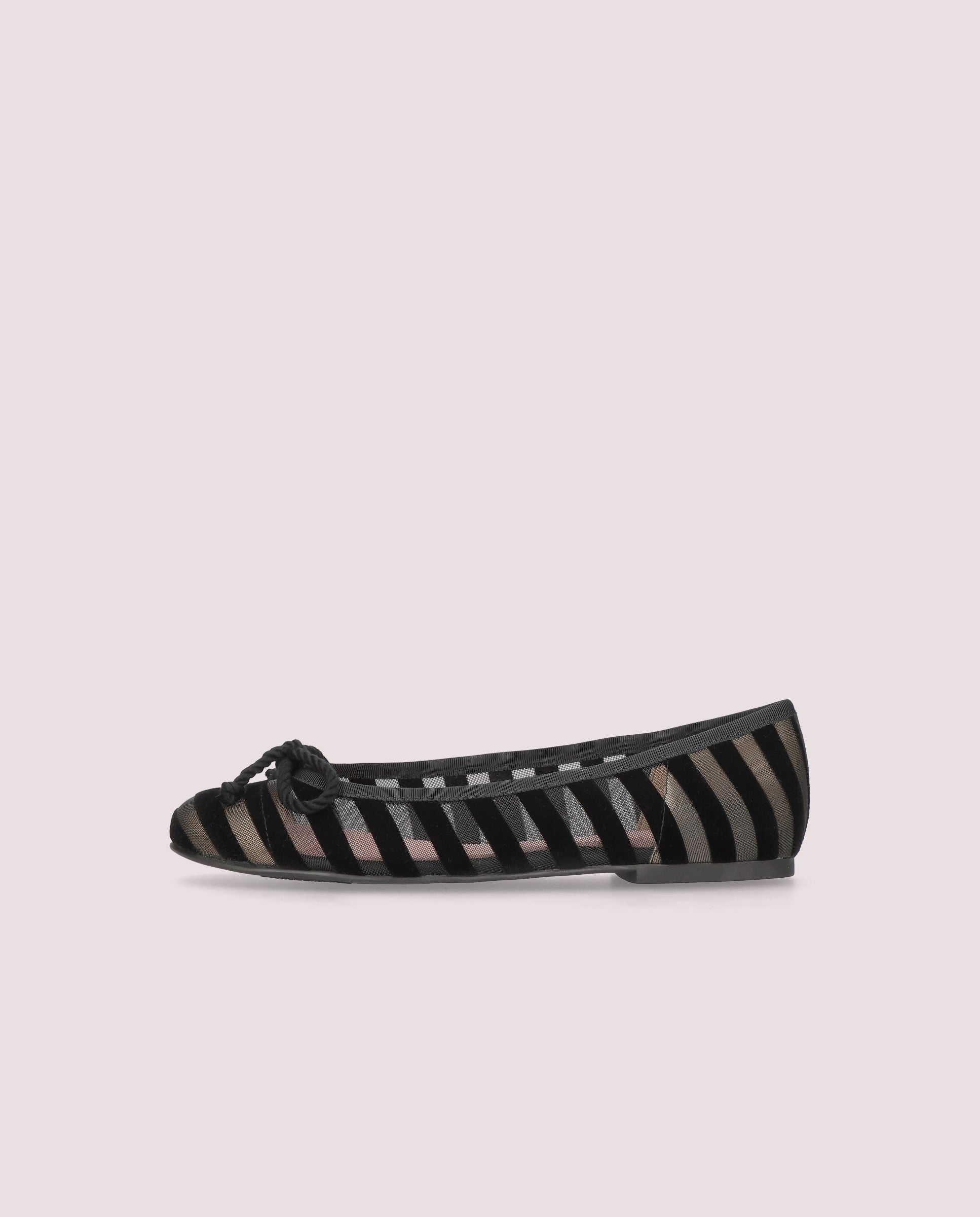 Rosario ballerina in black mesh