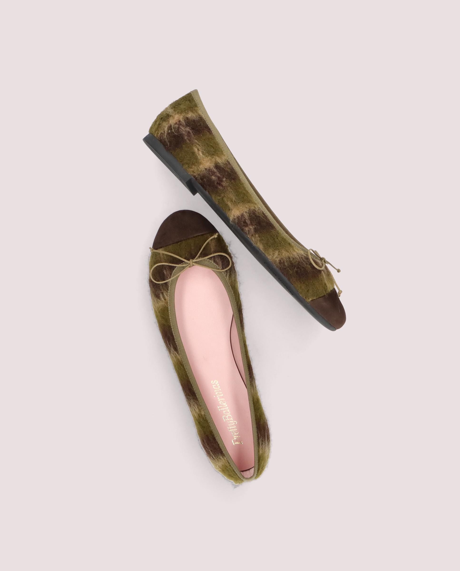 Nicole ballerina in tartan printed textile