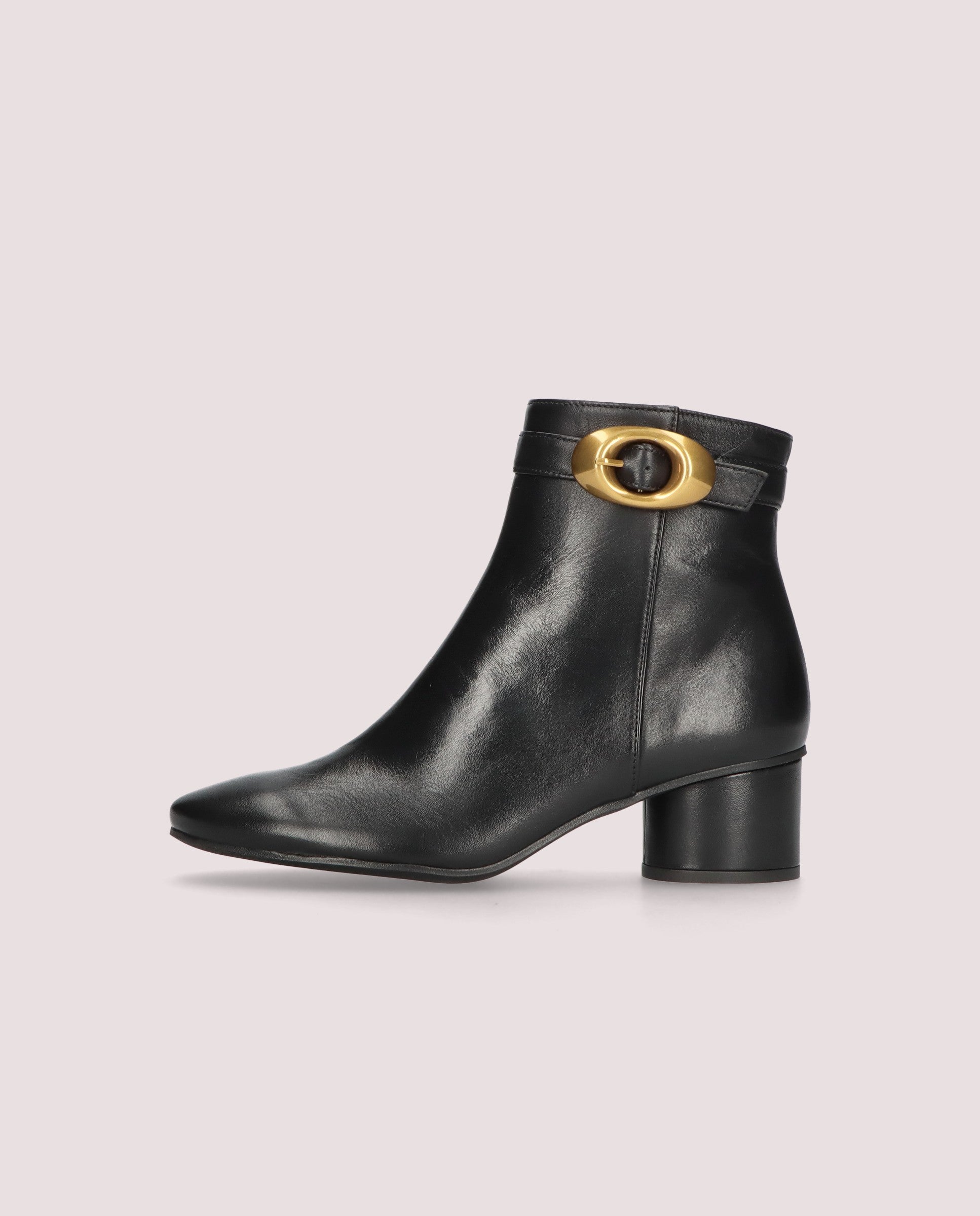 Vista alternativa de Botines Jendayi Negros Piel por PrettyBallerinas